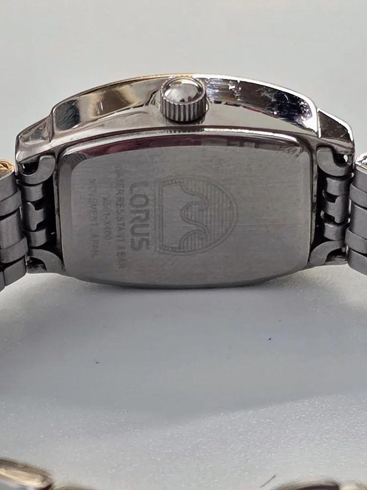 Lorus V501-X400 - Caseback.jpg