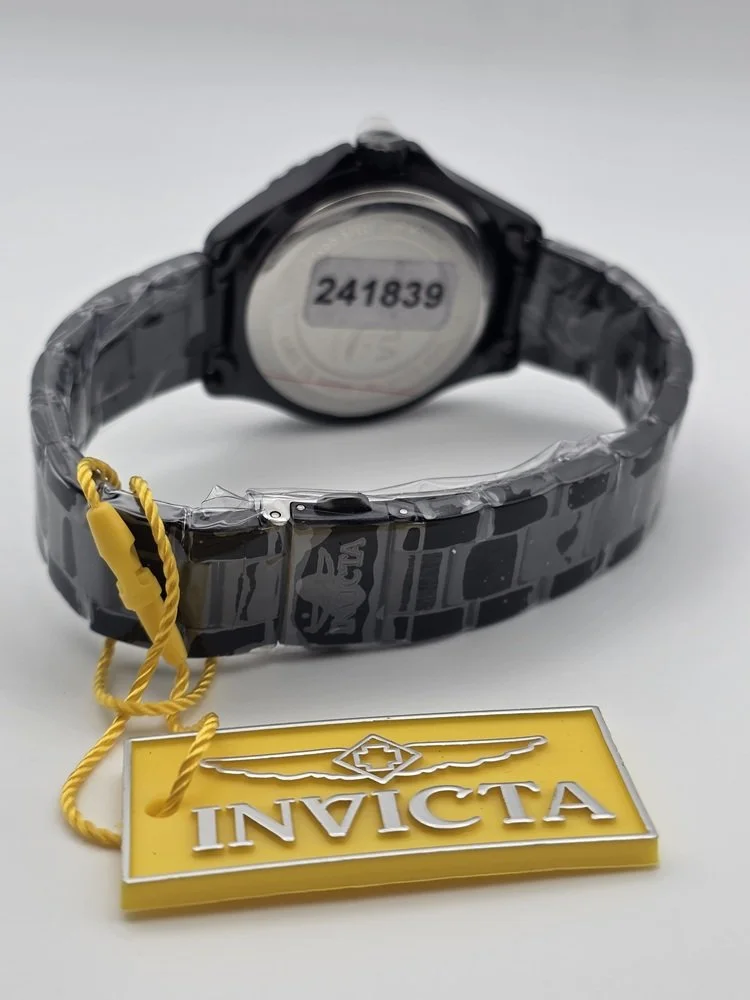 Invicta Pro Diver 50859 - Rear.jpg
