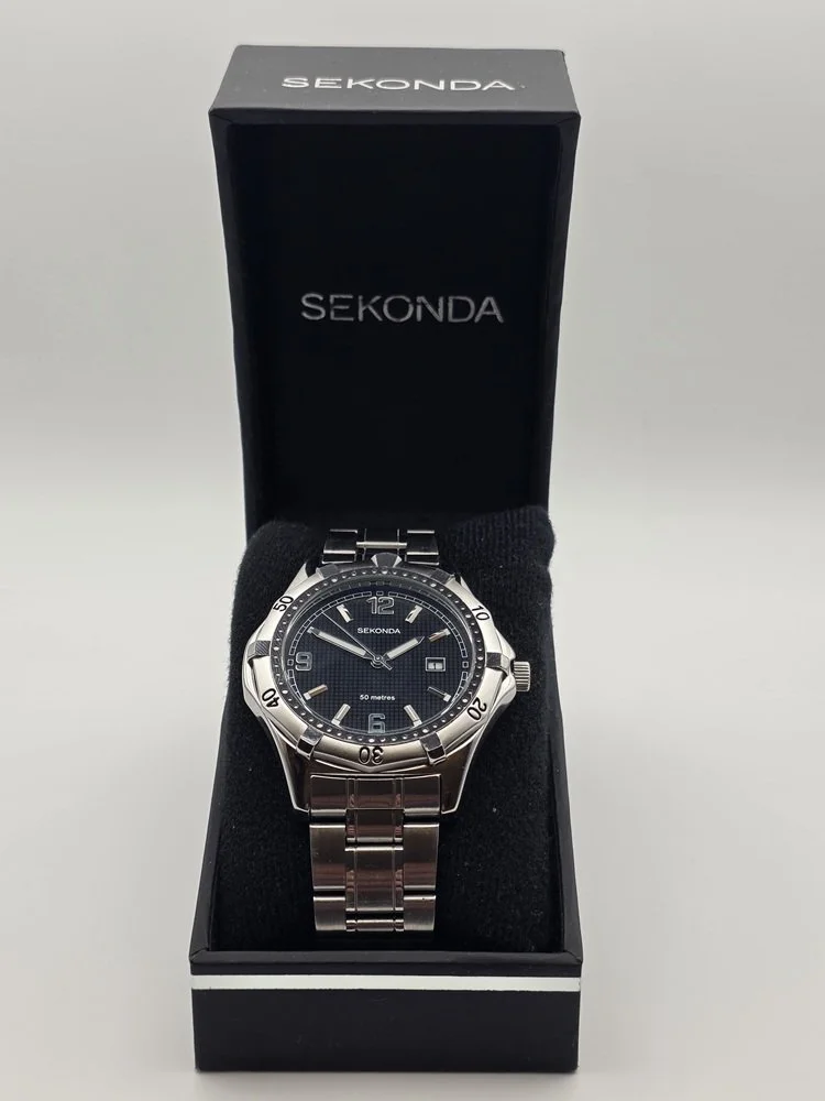 Sekonda 3329 AKT - Boxed.jpg