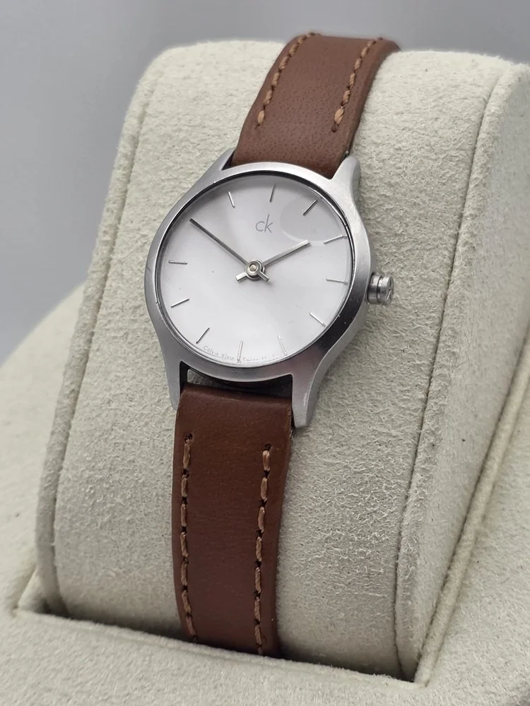 Calvin Klein K26131 - Left.jpg