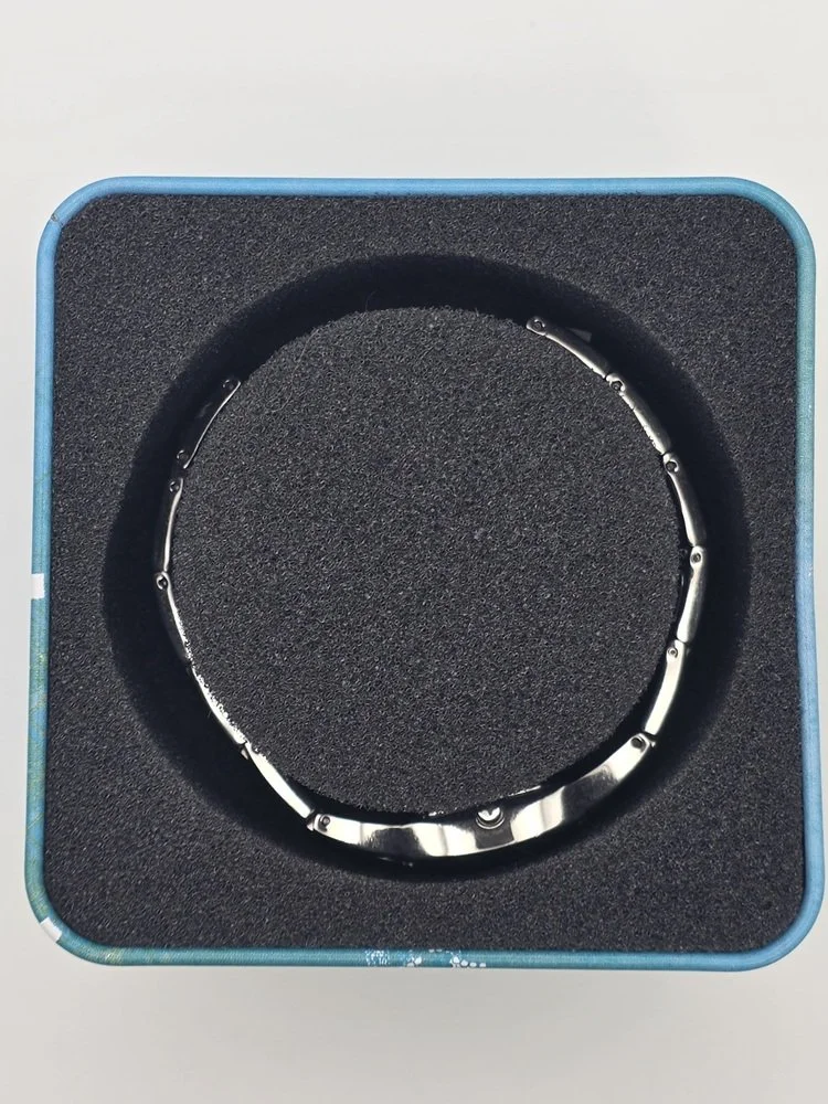 Fossil F2 ES-1002 - Boxed.jpg
