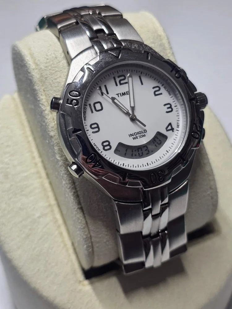 Timex T29571 Right.jpg