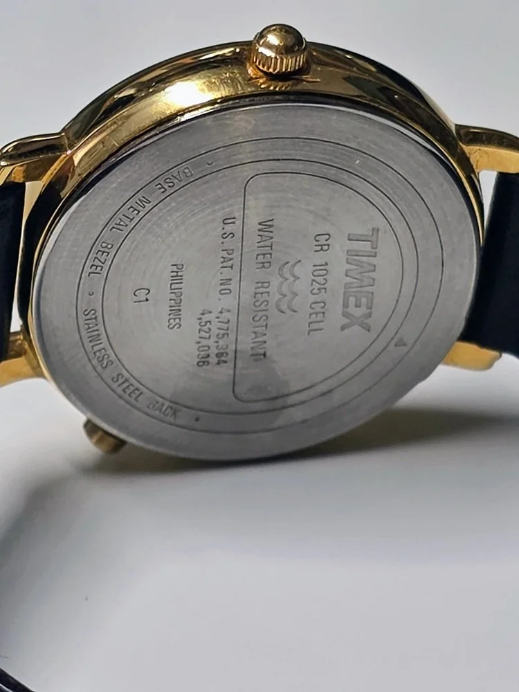 Timex 20012 Indiglo Caseback.jpg