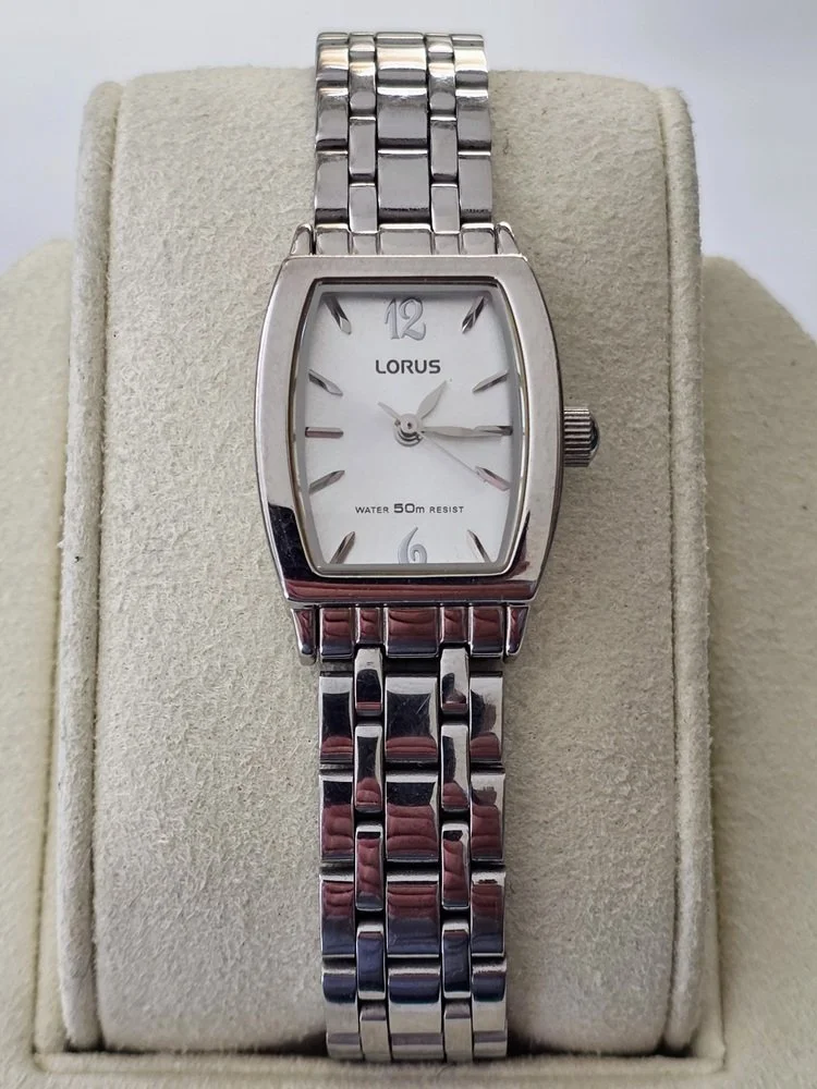 Lorus V501-X400 - Front.jpg