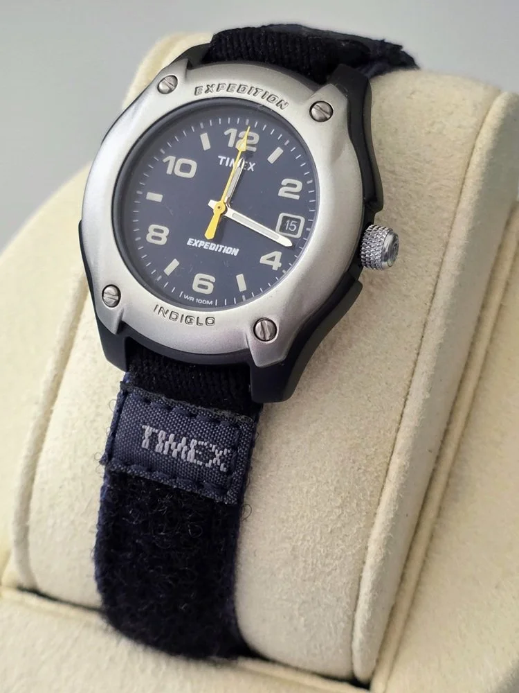 Timex Expedition T41541- Left.jpg