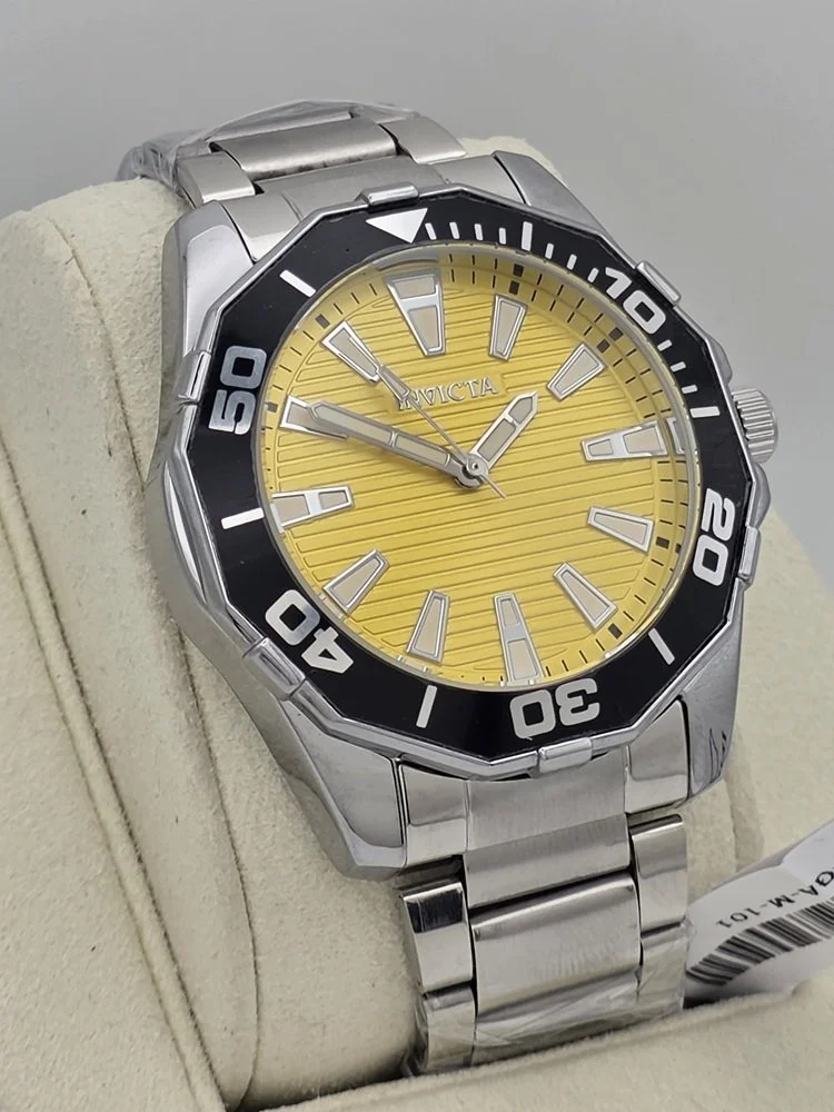 Invicta Pro Diver Meridian Special Edition 001-GA-M-101 - Right.jpg