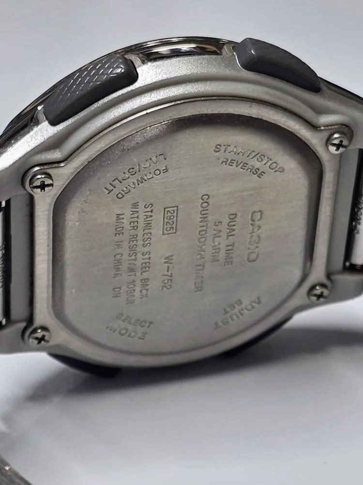 Casio W-752D-1AV Caseback.jpg