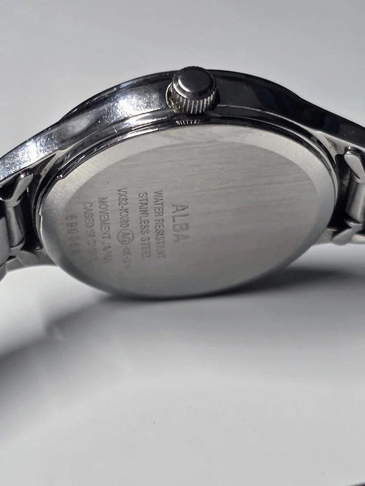 Alba Ingénu VX82-KX80 Caseback.jpg
