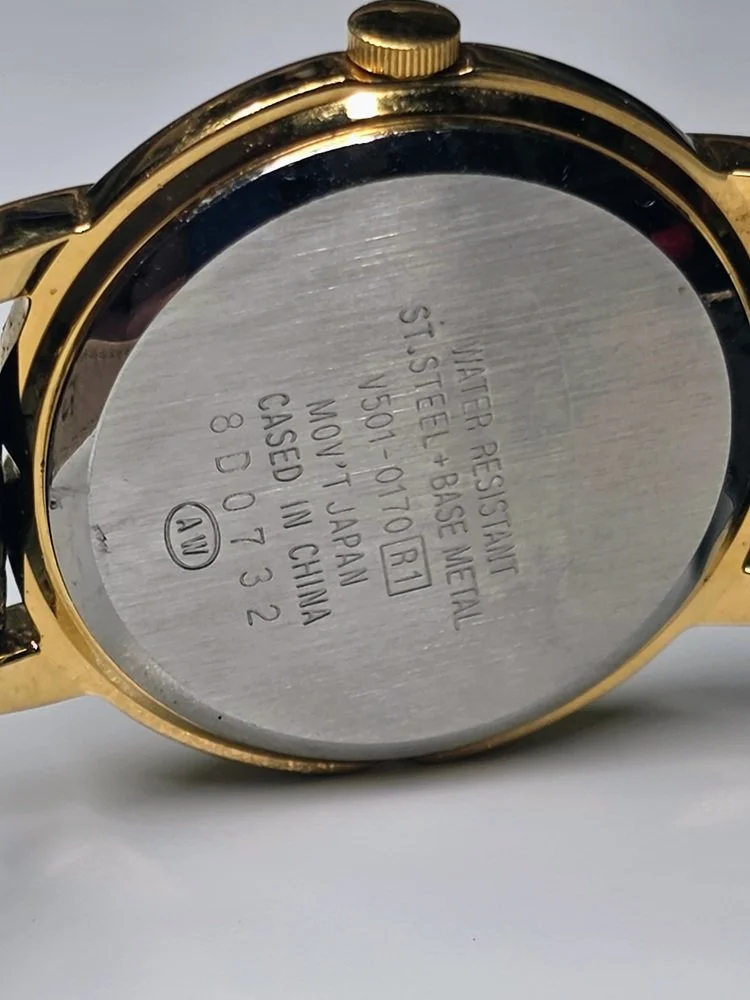 Alba V501-0170 R1 Mickey Mouse Caseback.jpg