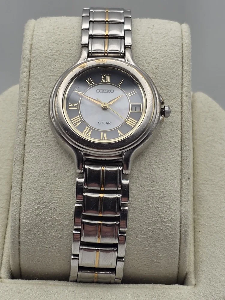 Seiko Solar V182-0C70 - Front.jpg