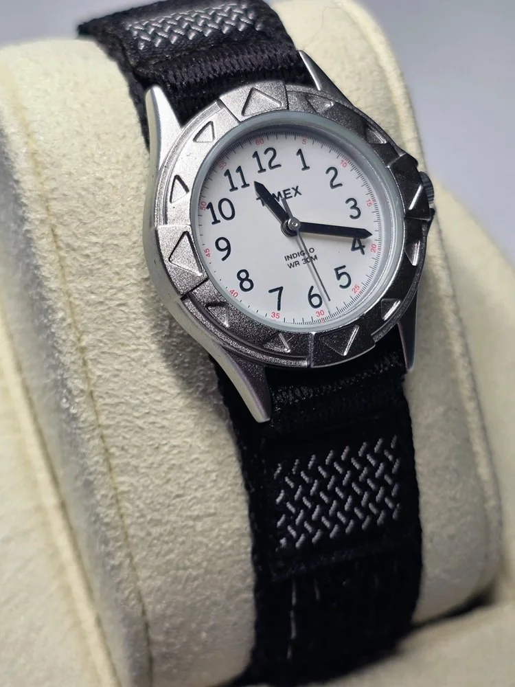 Timex Kids T79051 4E Right.jpg