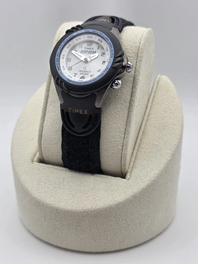 Timex Reef Gear T75701 - Main.jpg