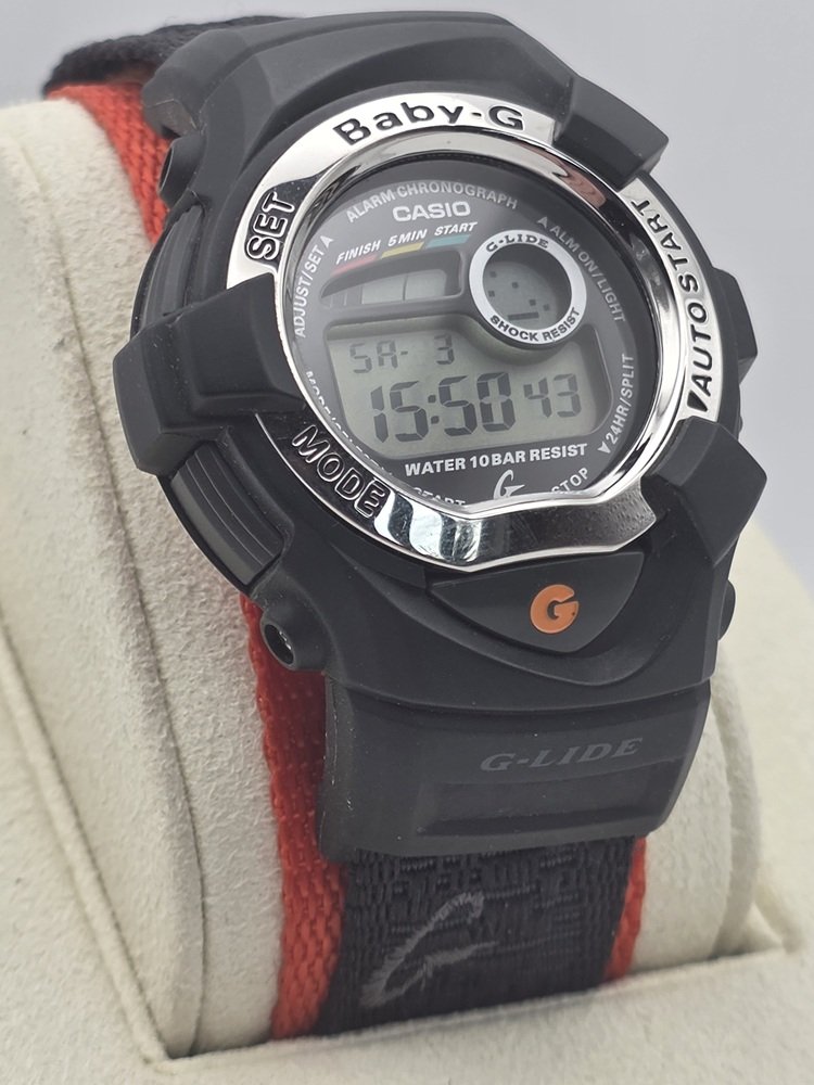 Baby-G BGX-170 - Right.jpg