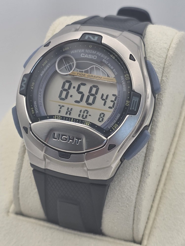 Casio W-753-2AV - Left.jpg