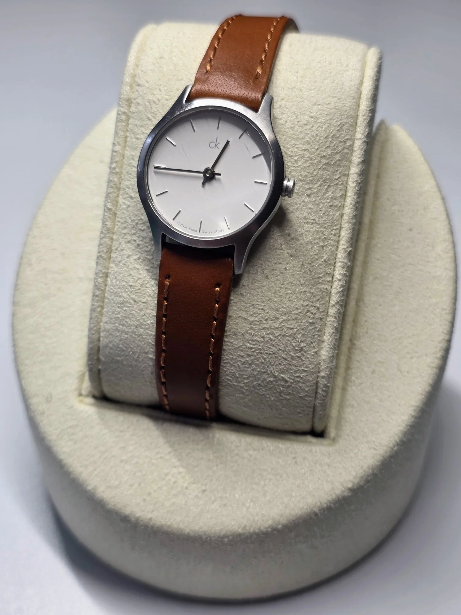 Calvin Klein K26131 00 Main.jpg