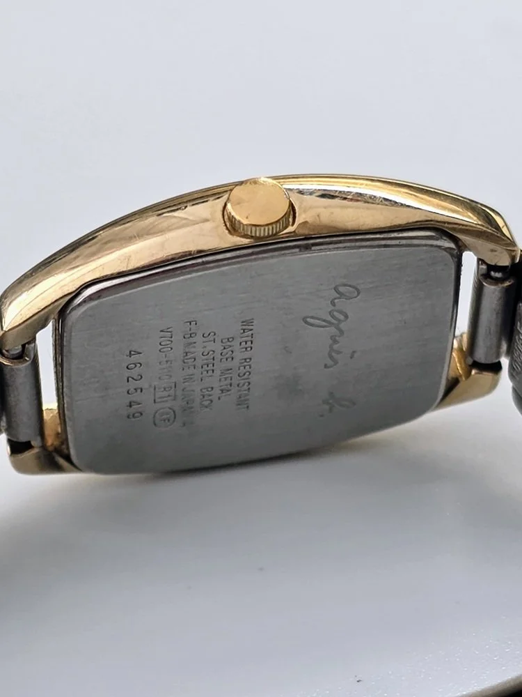 Agnès b. V700-5110 R1 - Caseback.jpg