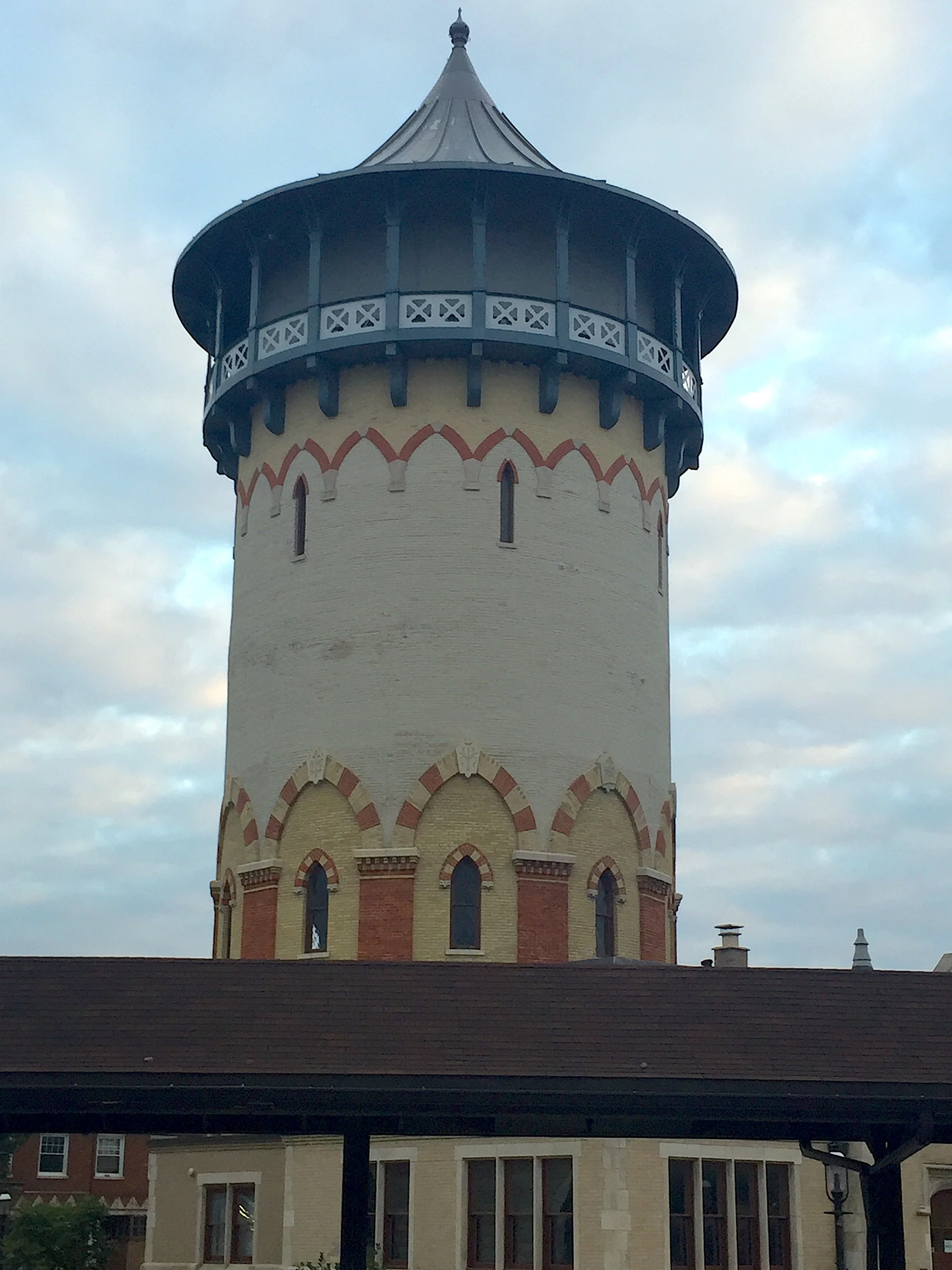 Photo of the water tower in downtown Riverside, IL