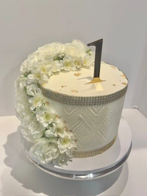 9"Cake