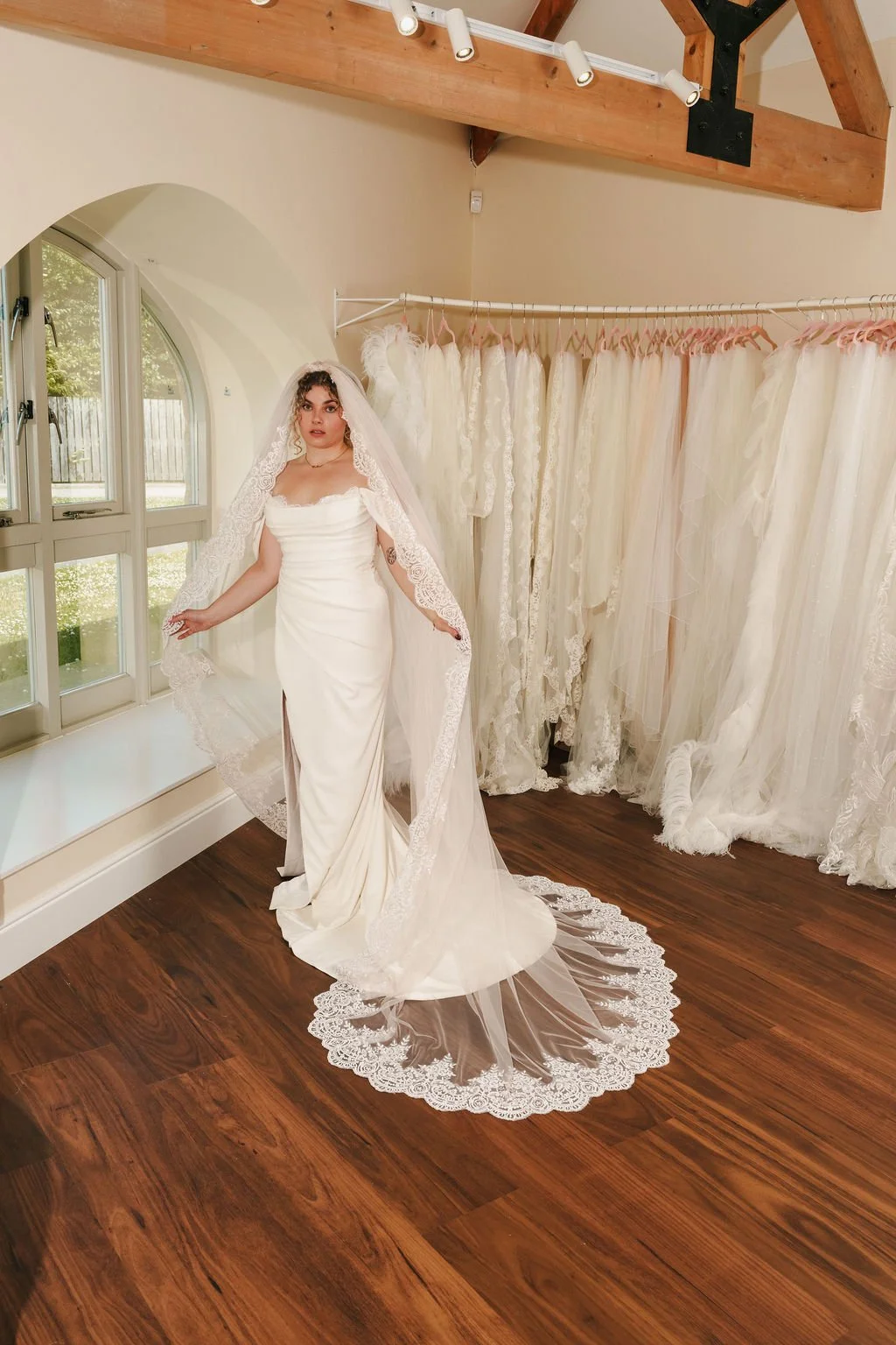 Alexandra Veil
