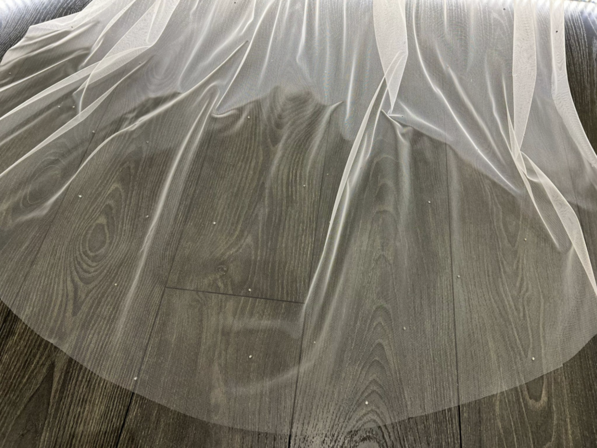 Crystal Scatter Veil