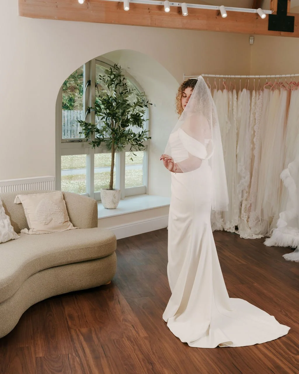 Effervescence Glitter Veil