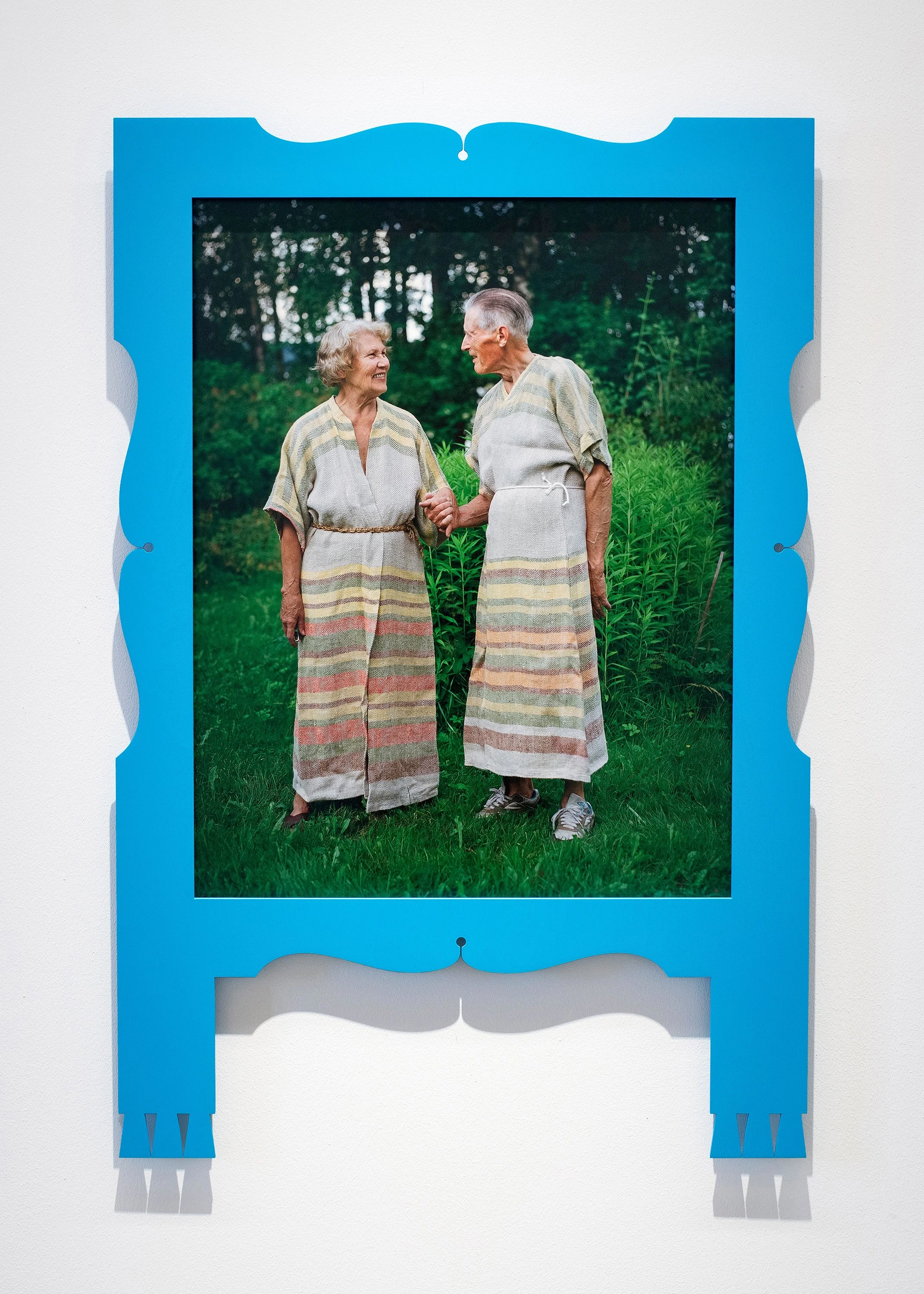 Ritva Tuomi & Lumi Tuomi. Viimeinen kesä. 2008/2026. 

Analogue photograph, pigment print on Dibond, decorative wooden frame, museum glass, 91 x 61 cm. 

Photograph by Ritva Tuomi. Frame designed by Lumi Tuomi and framed by Essi Immonen.
