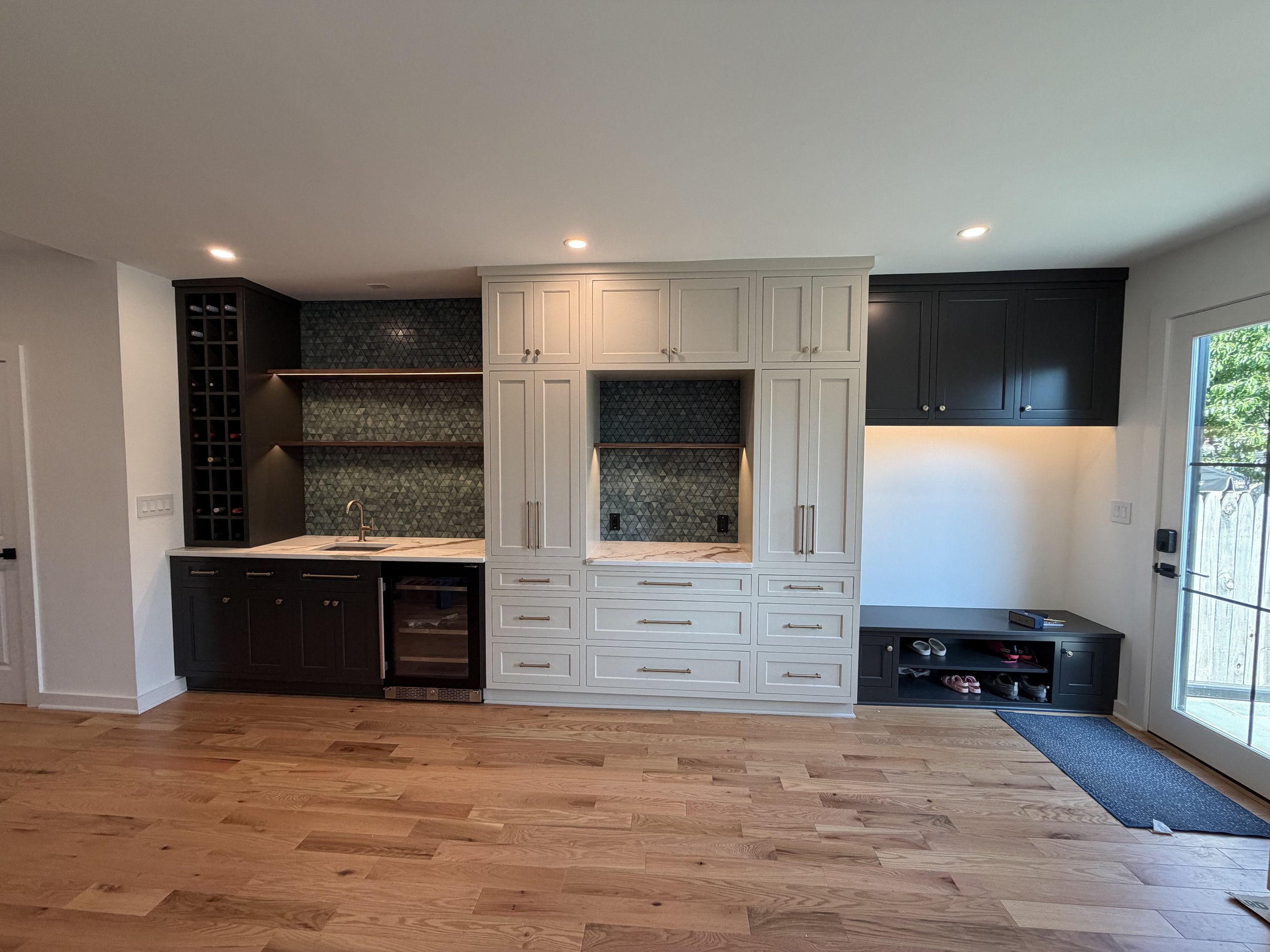black-marble-kitchen-wide.jpg