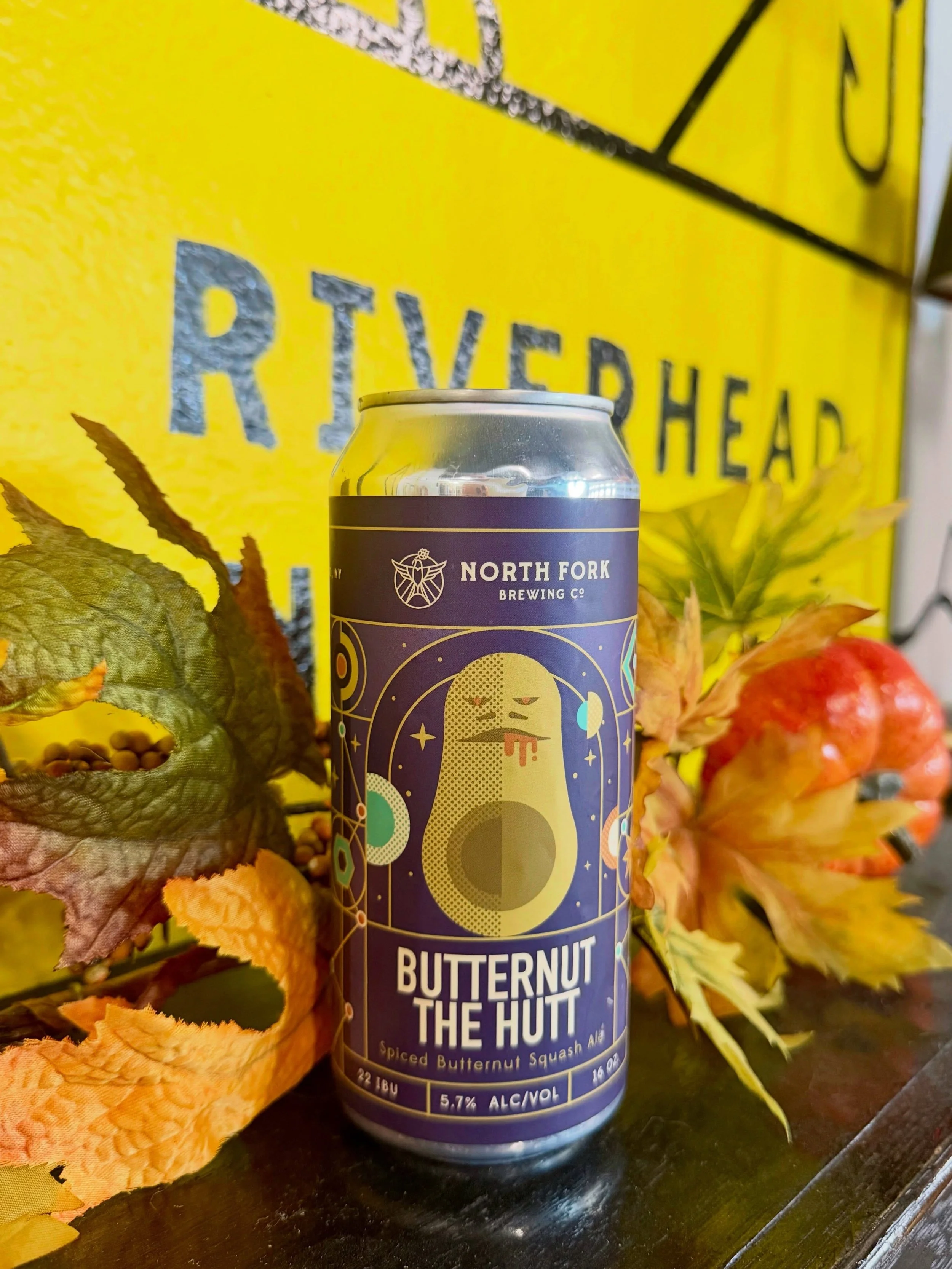 There will be no bargain, my young Jedis. We shall enjoy a Butternut the Hutt. 

Fall is officially here and our Butternut Squash Ale brewed with seasonal spices and local squash from @schmittfarmriverhead is ready for your enjoyment.

Available on t
