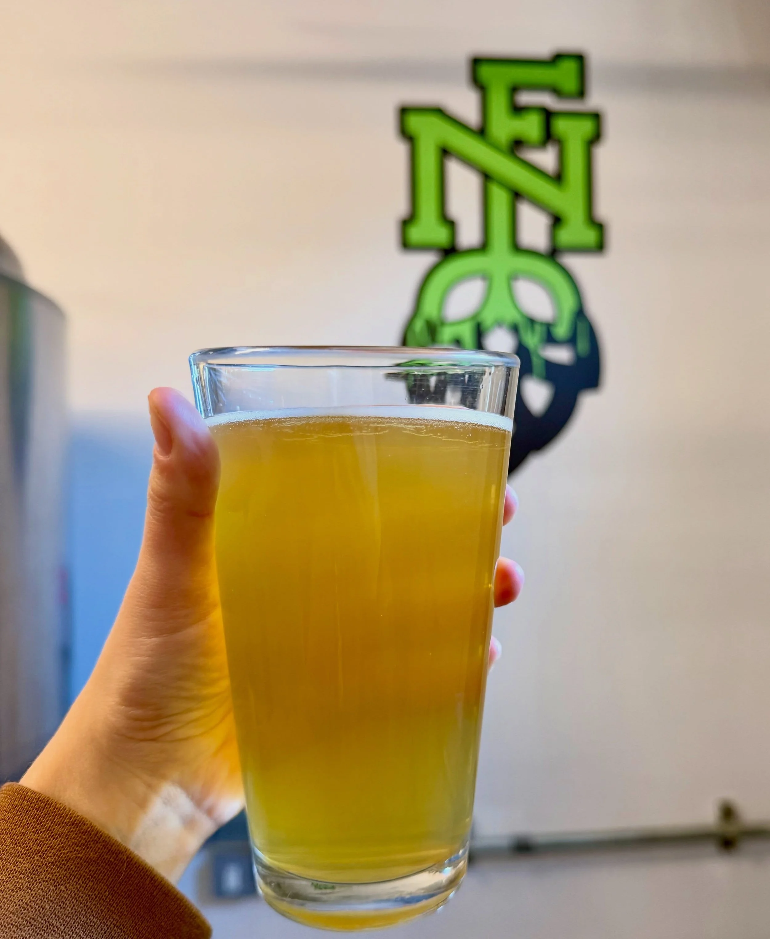 Whoa, mama 😎

Baby, You&rsquo;re Beachfront Property is BACK! A tropical IPA loaded with Bravo, Talus, and Citra hops. No fruit in sight, just hops at their absolute best. A pure tidal wave of love decimating your taste buds.