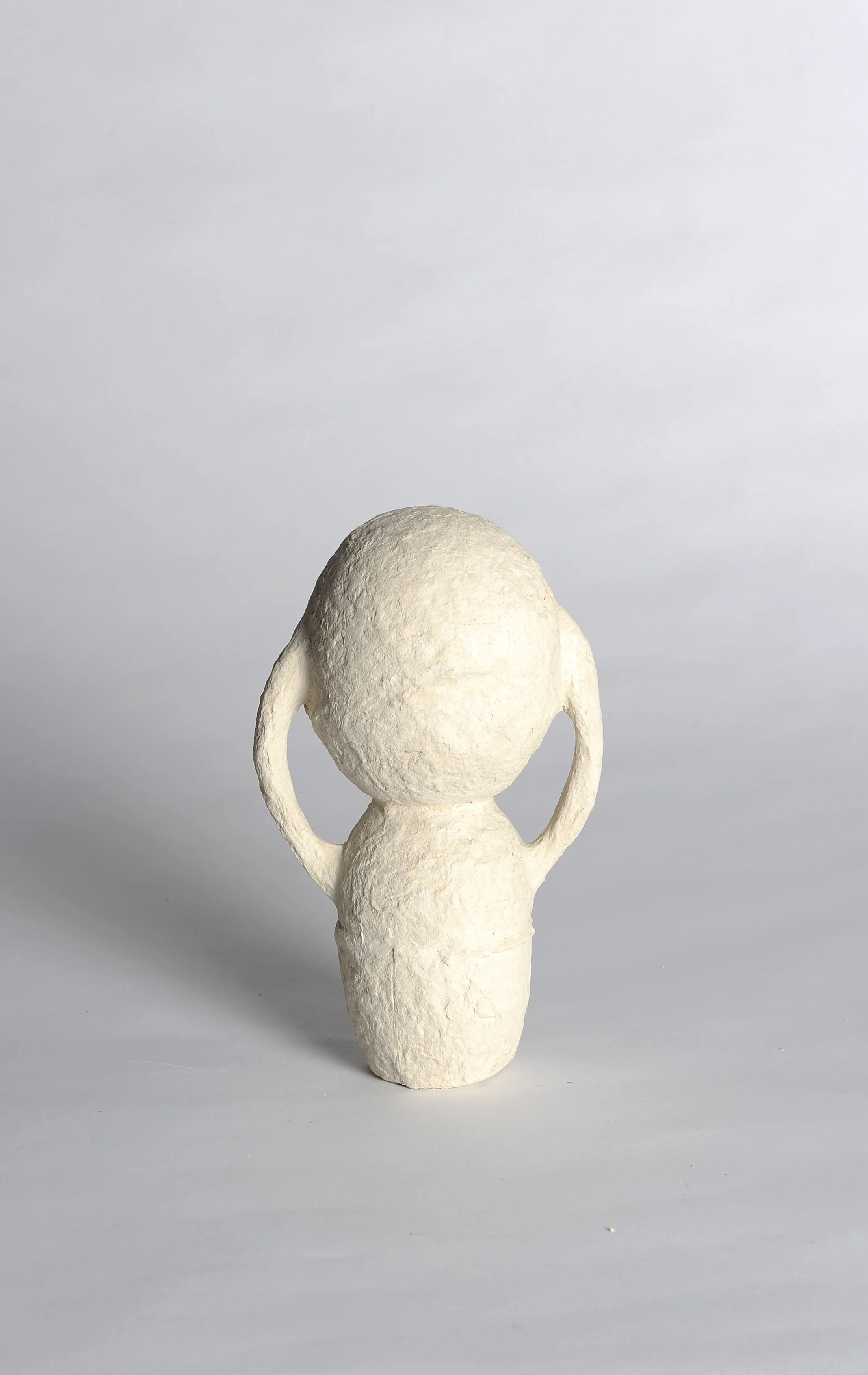 paperobject I, cardboard, papier-mâché, 18x9x9 cm, 2017 