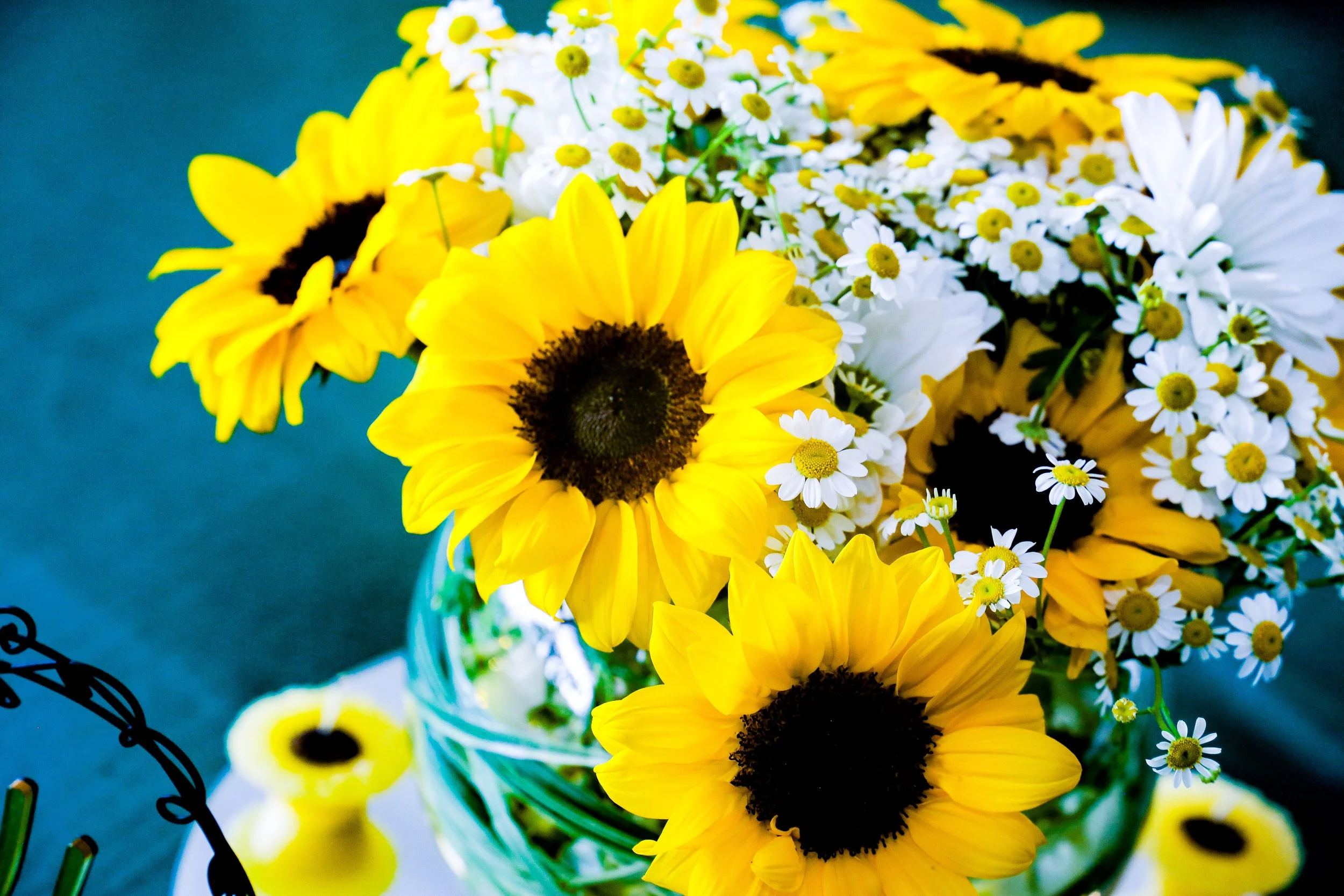 sunflower bouquet with small daisies.JPG