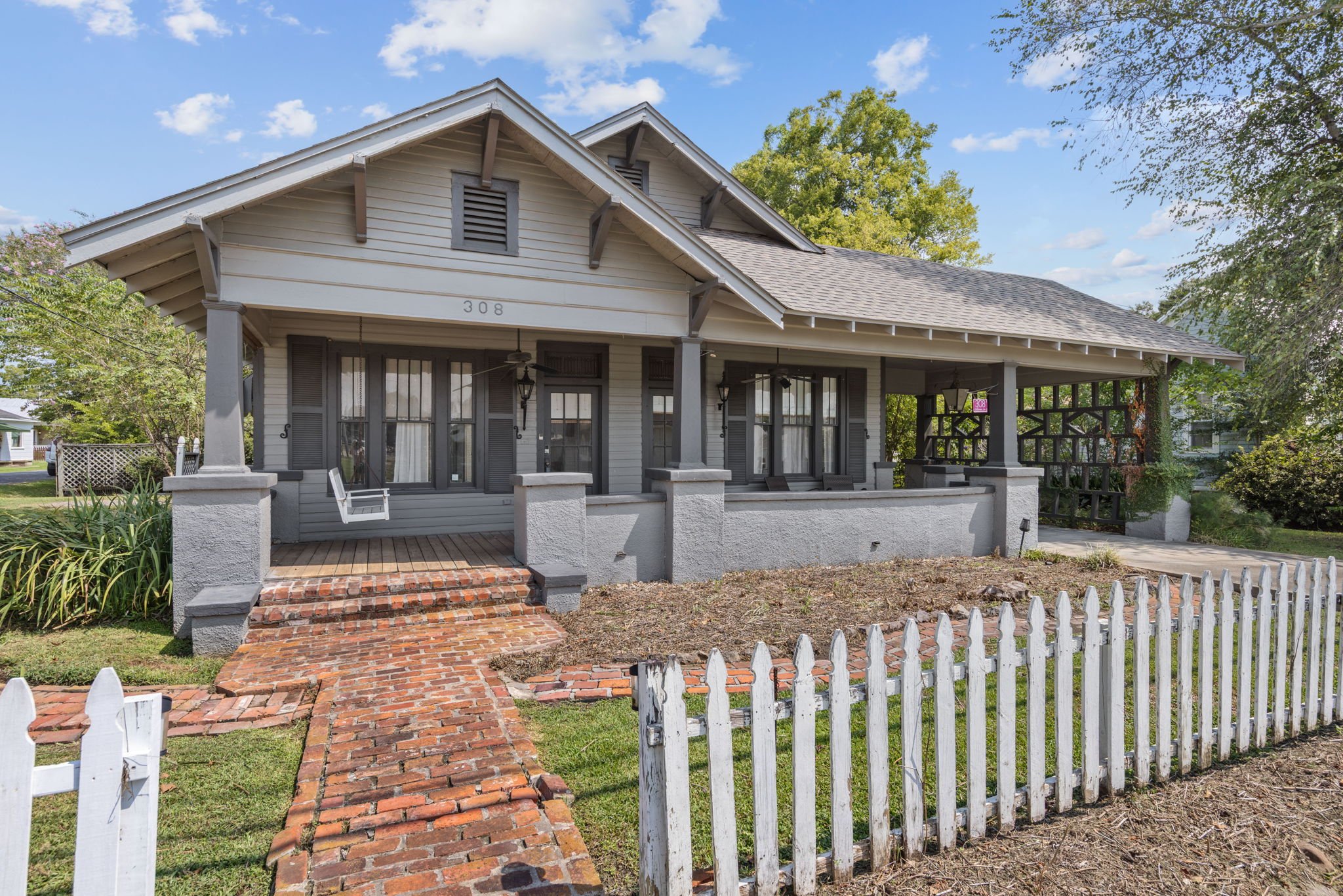 1-web-or-mls-308 Delhomme Ave-1.jpg