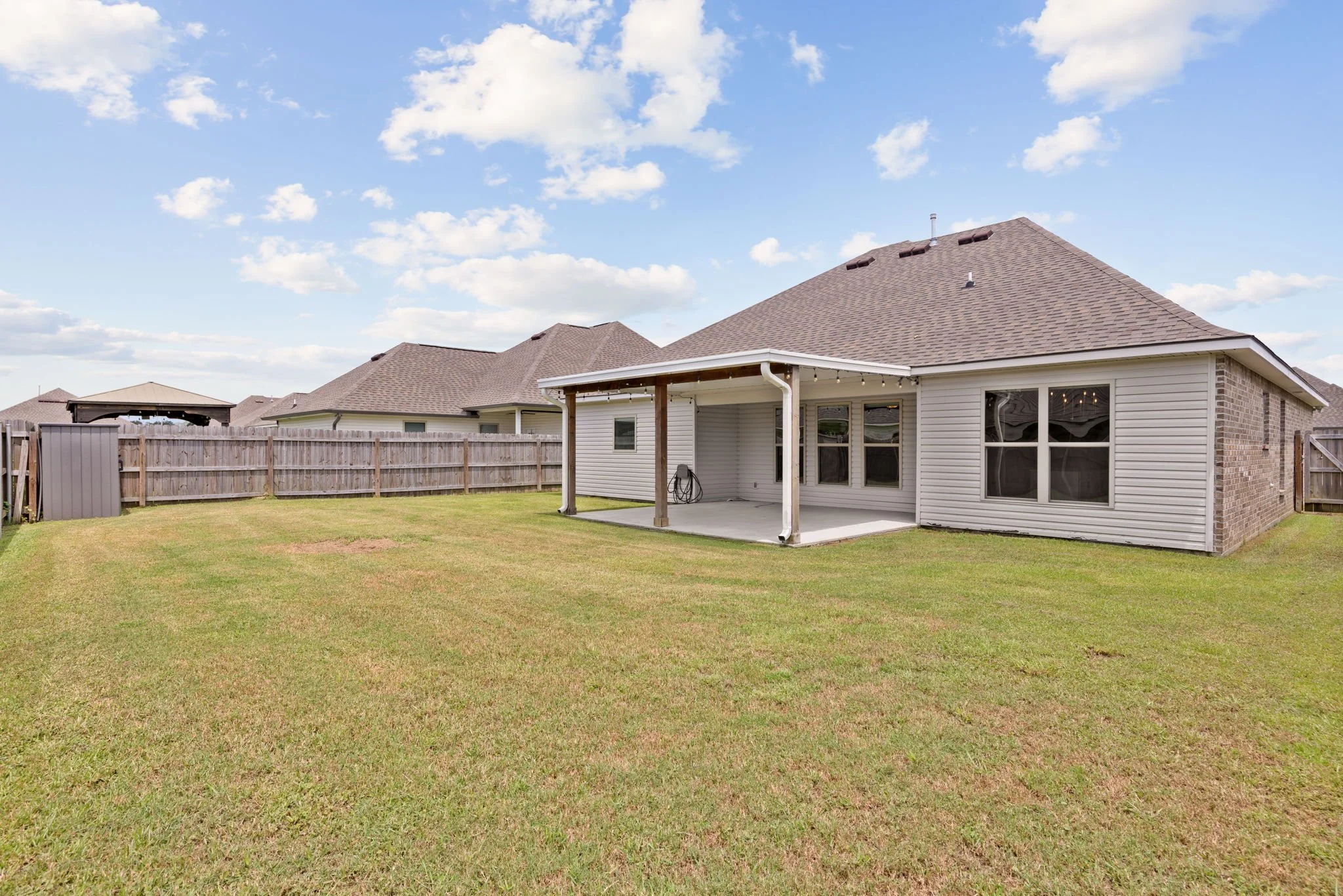 25-web-or-mls-211 Sparkling Meadows Ln-25.jpg