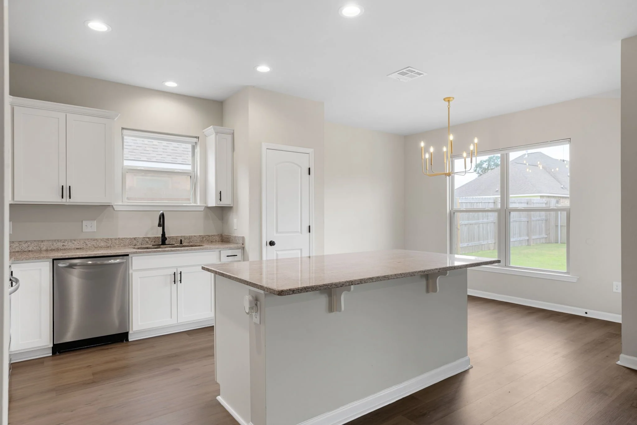 8-web-or-mls-211 Sparkling Meadows Ln-8.jpg