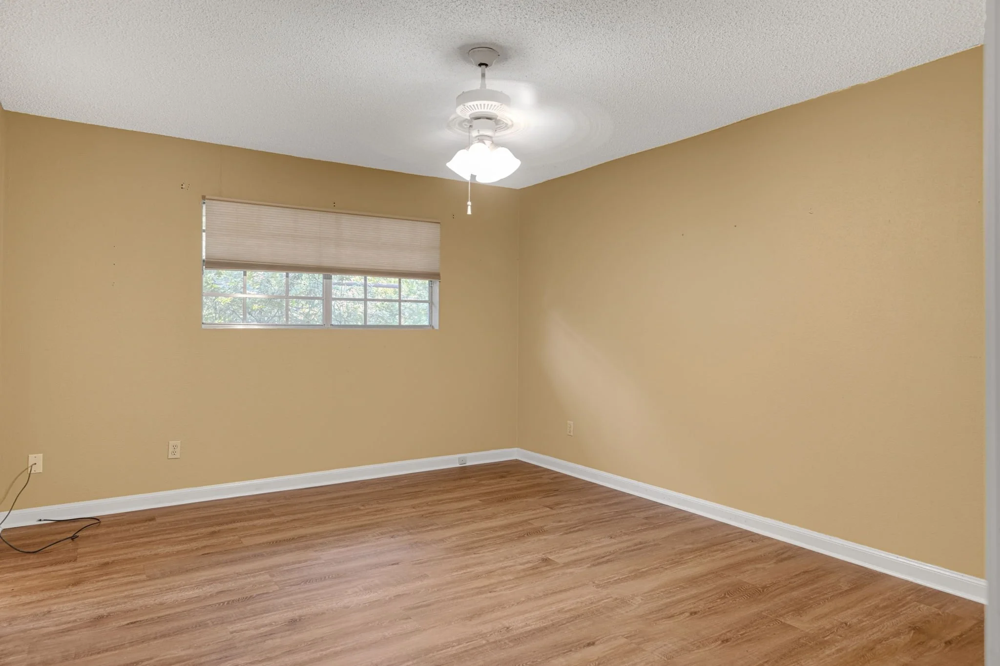 20-web-or-mls-103 Valencia Dr-20.jpg