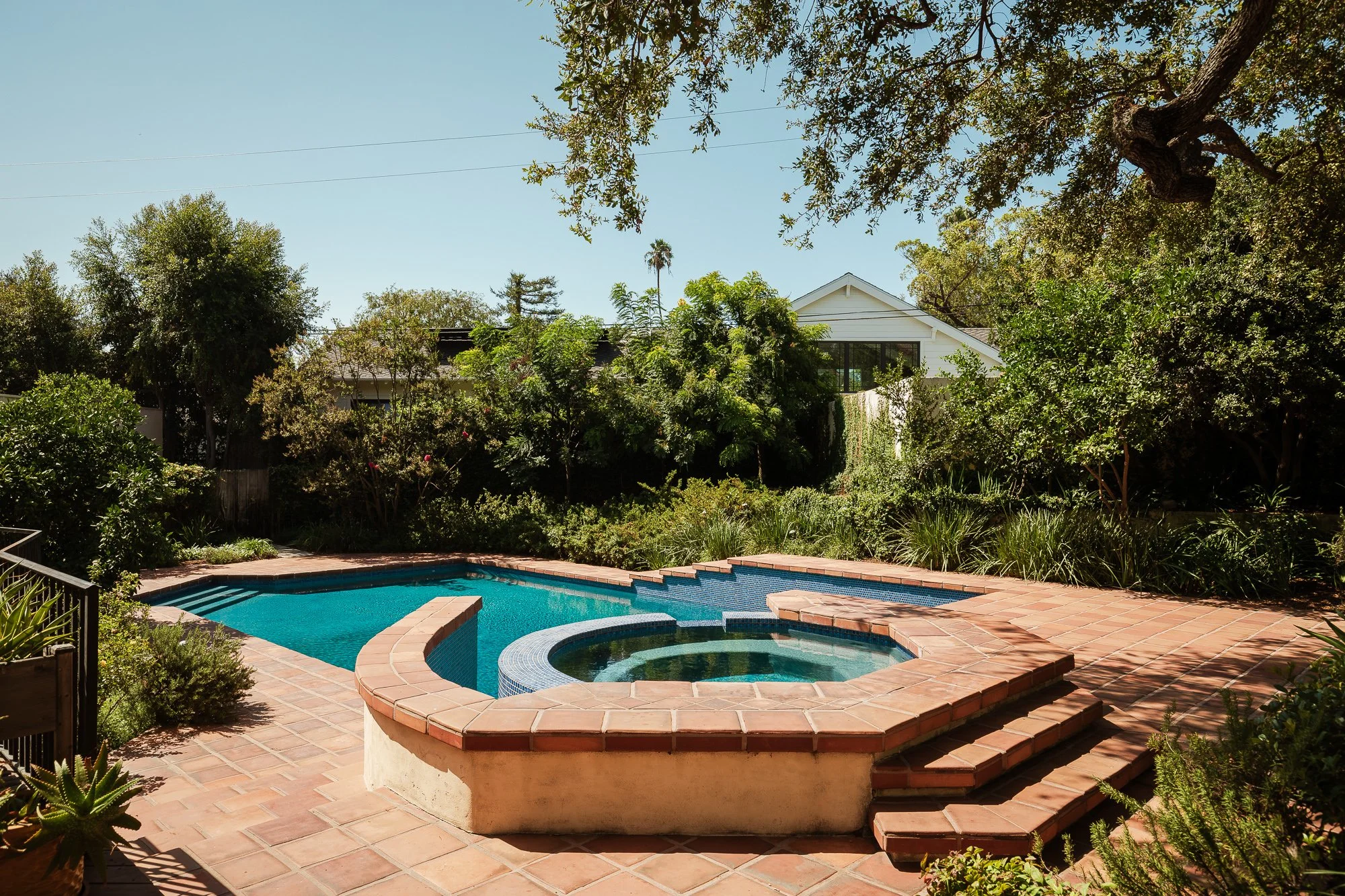 0007 1641 Laurel MLS.jpg