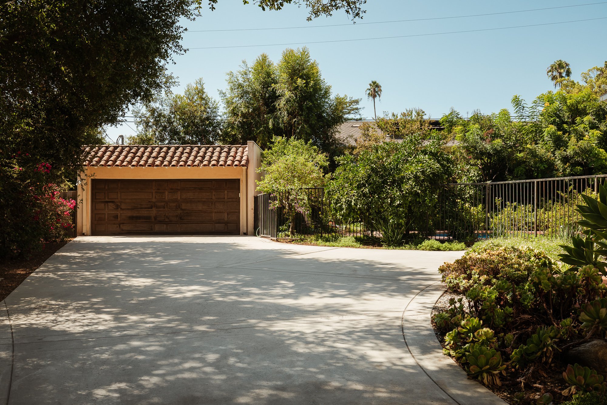 0011 1641 Laurel MLS.jpg