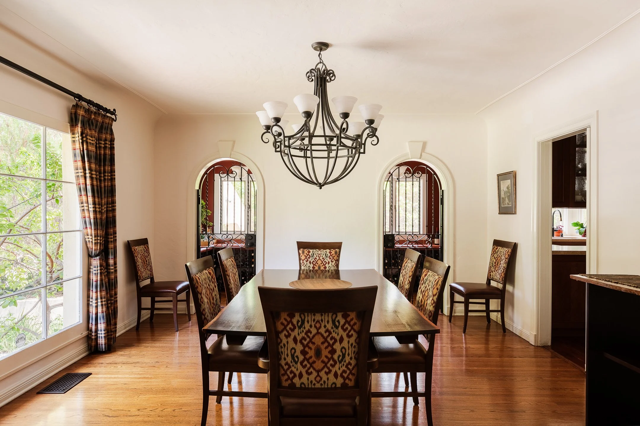 0033 1641 Laurel MLS.jpg