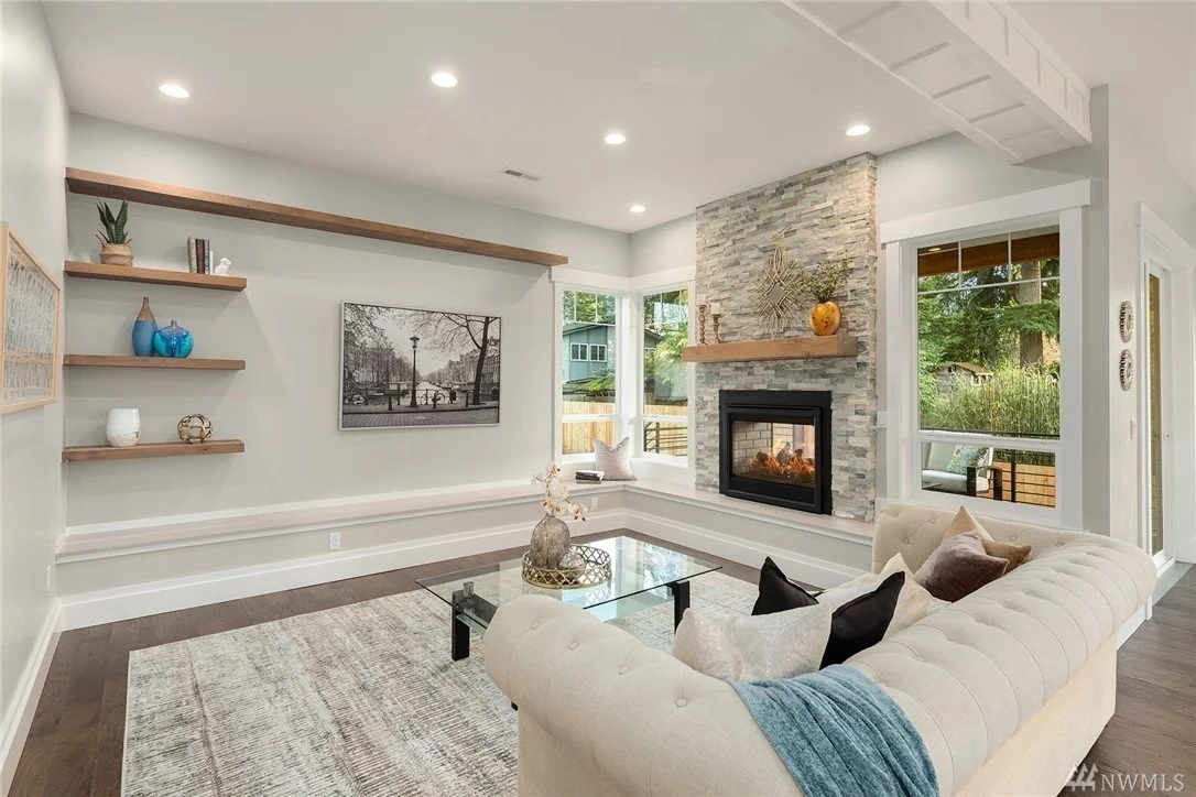 sitting room 2.jpg