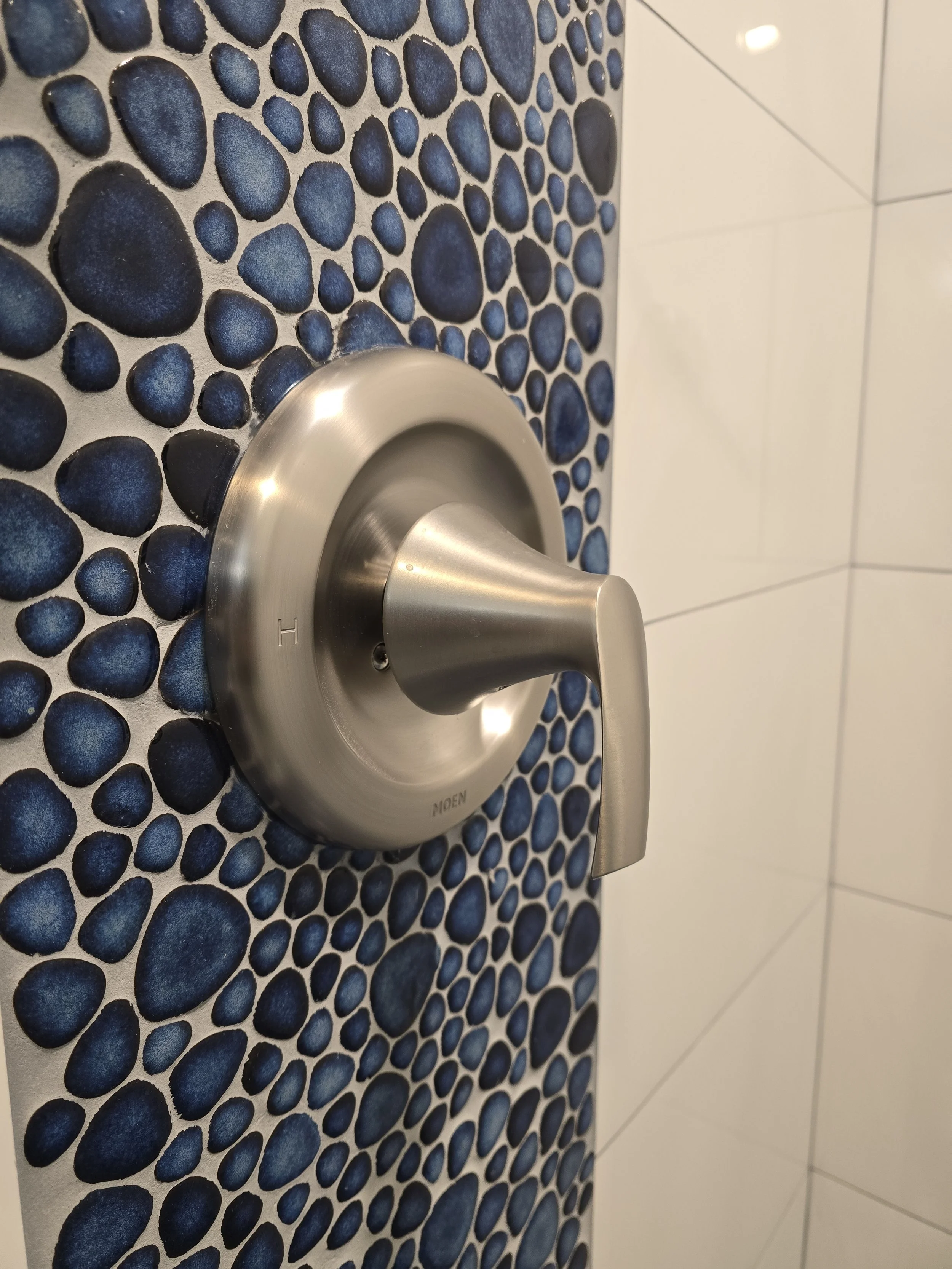 shower faucet.jpg