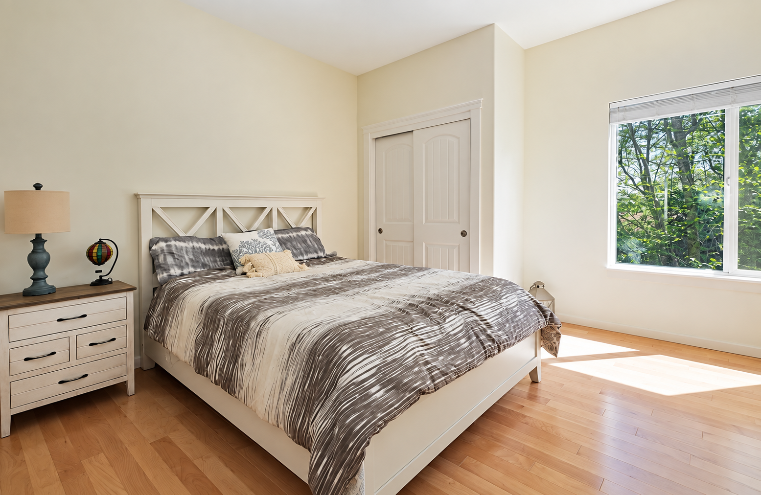 bedroom (clean).png