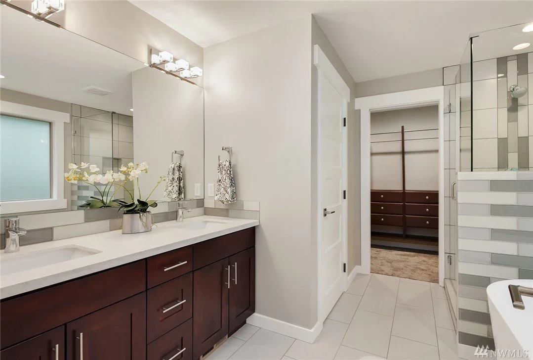 master bath 2.jpg