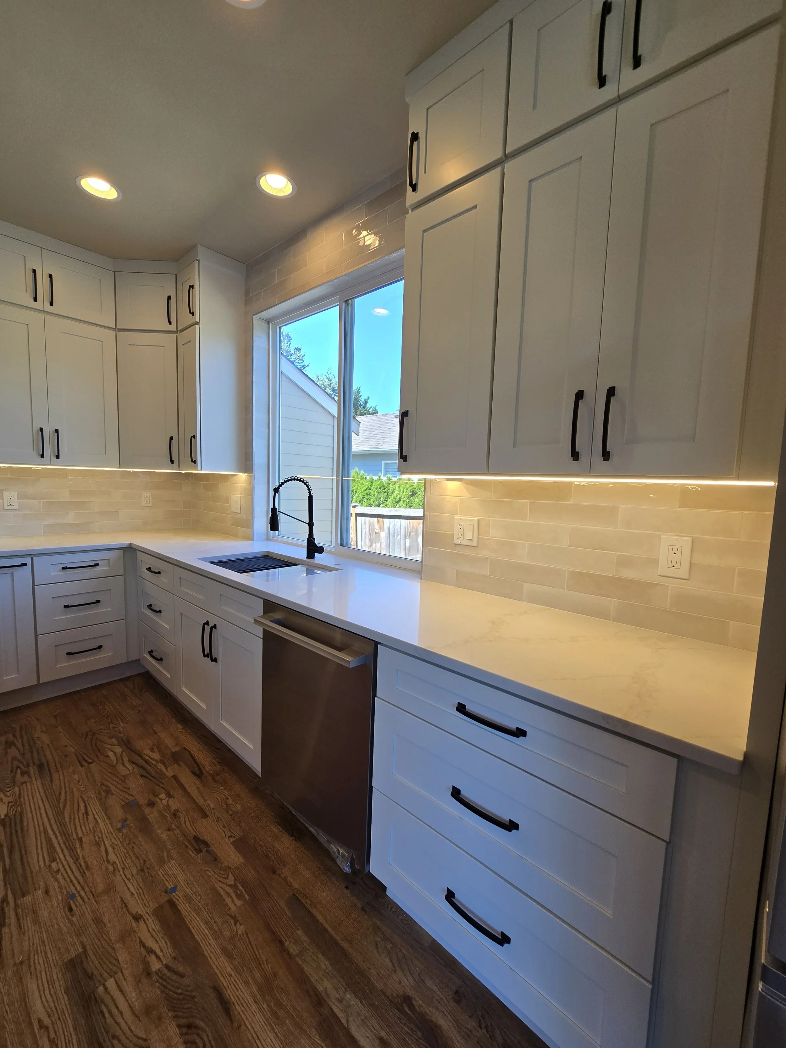 sink side.jpg
