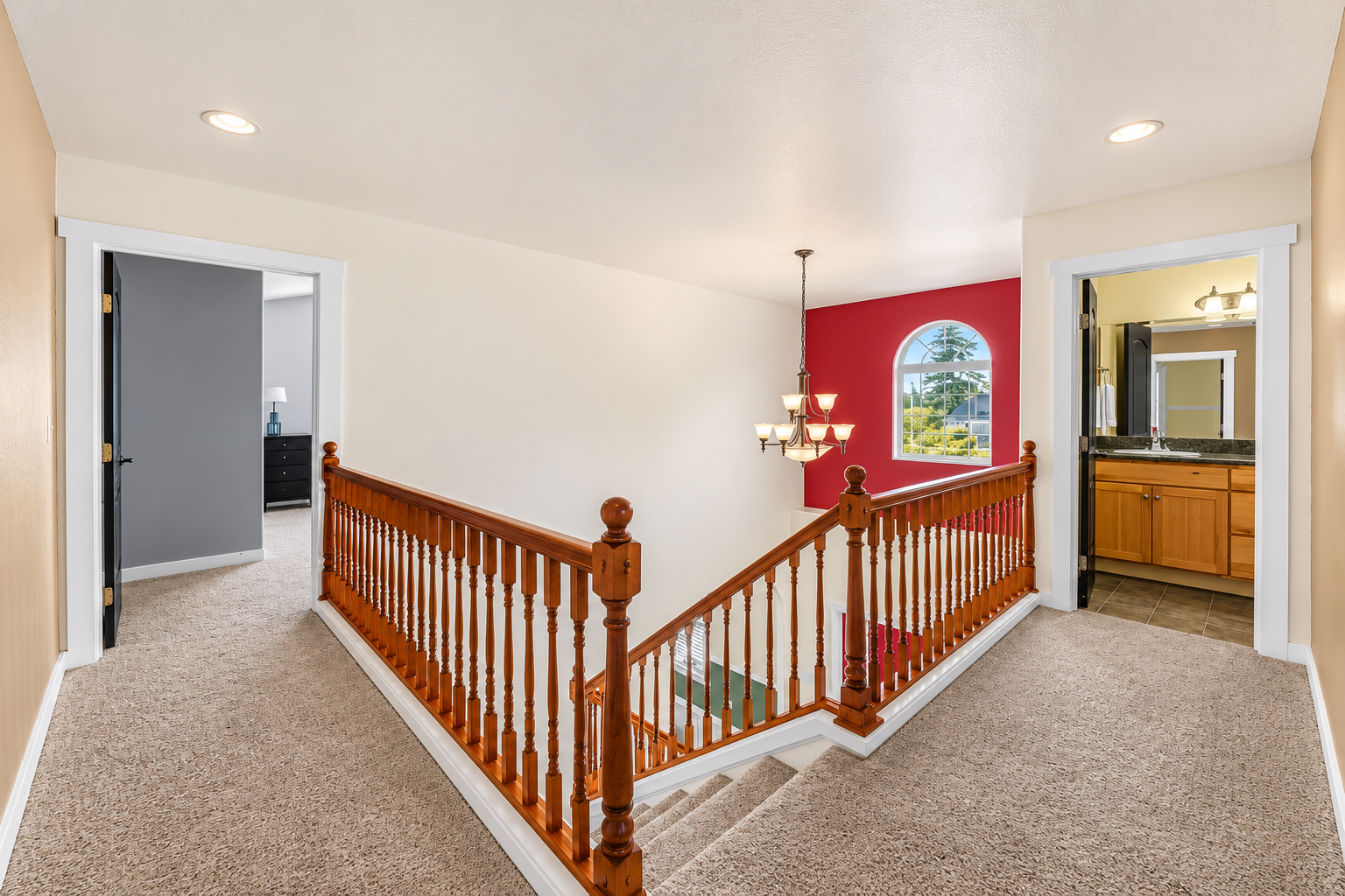 upstairs hall (clean) .png