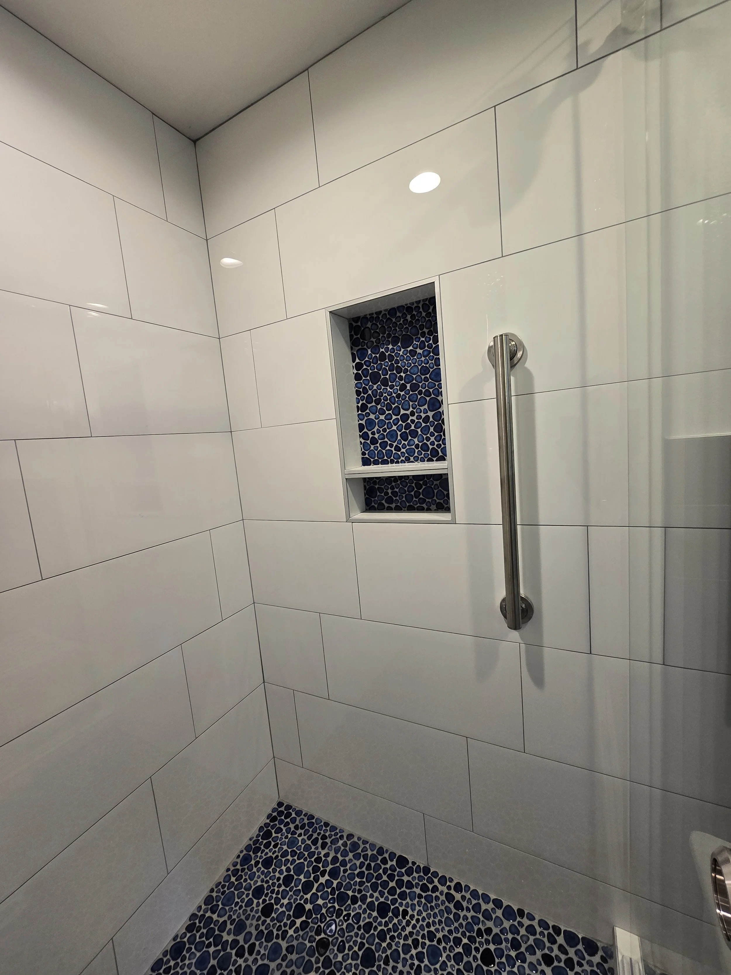 shower wall 3.jpg