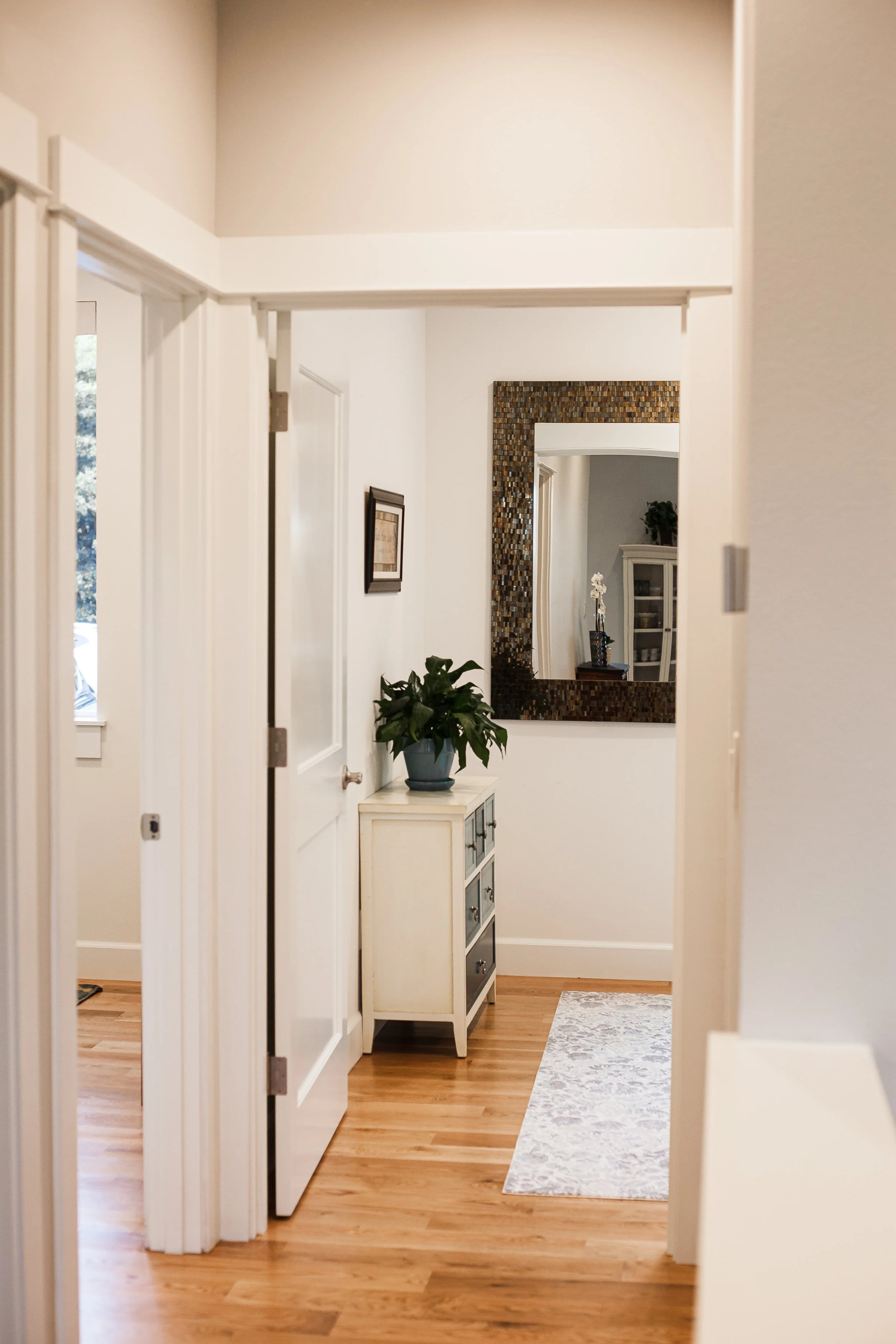 hallway.jpg