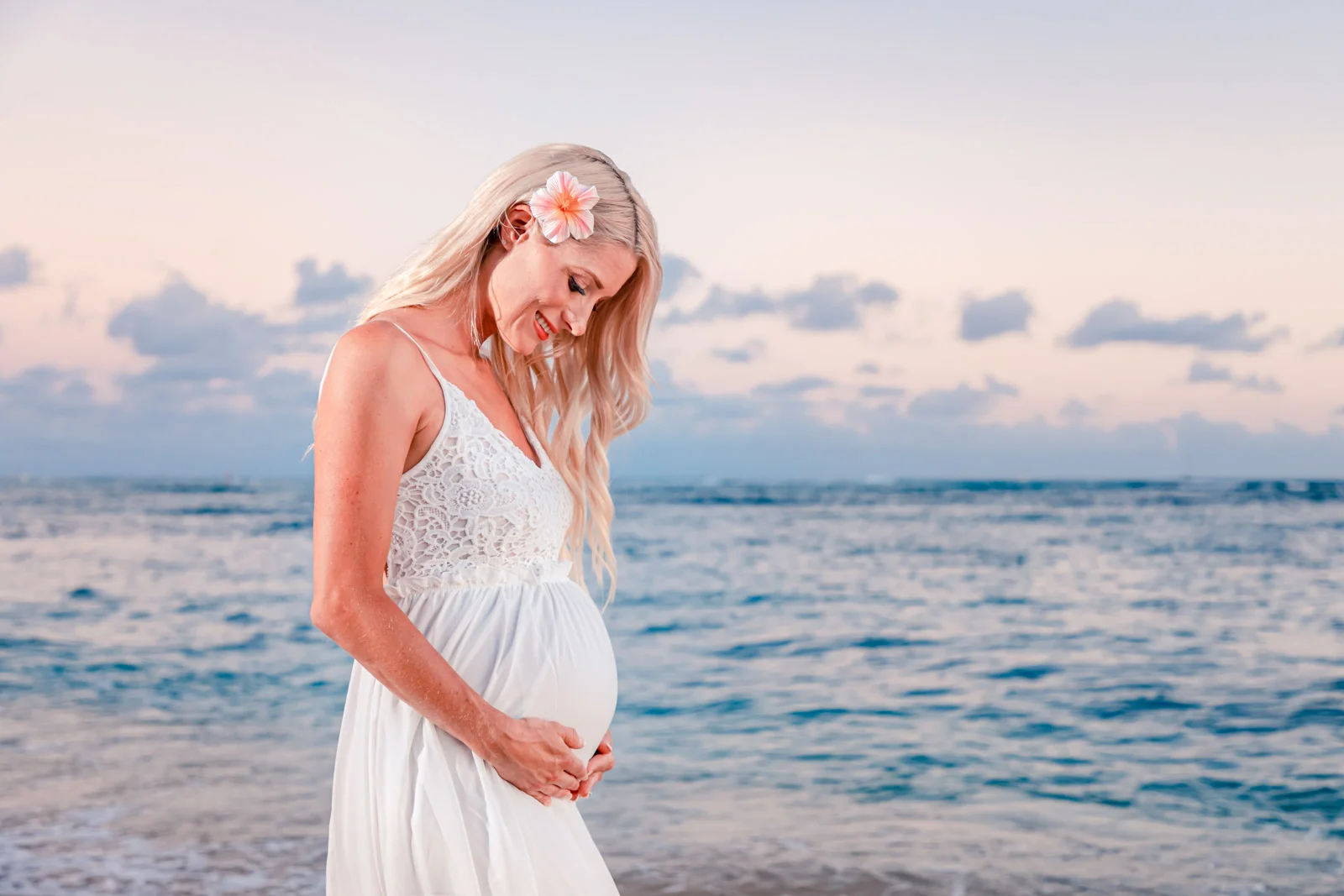 sunset maternity portrait photographer coeur d'alene