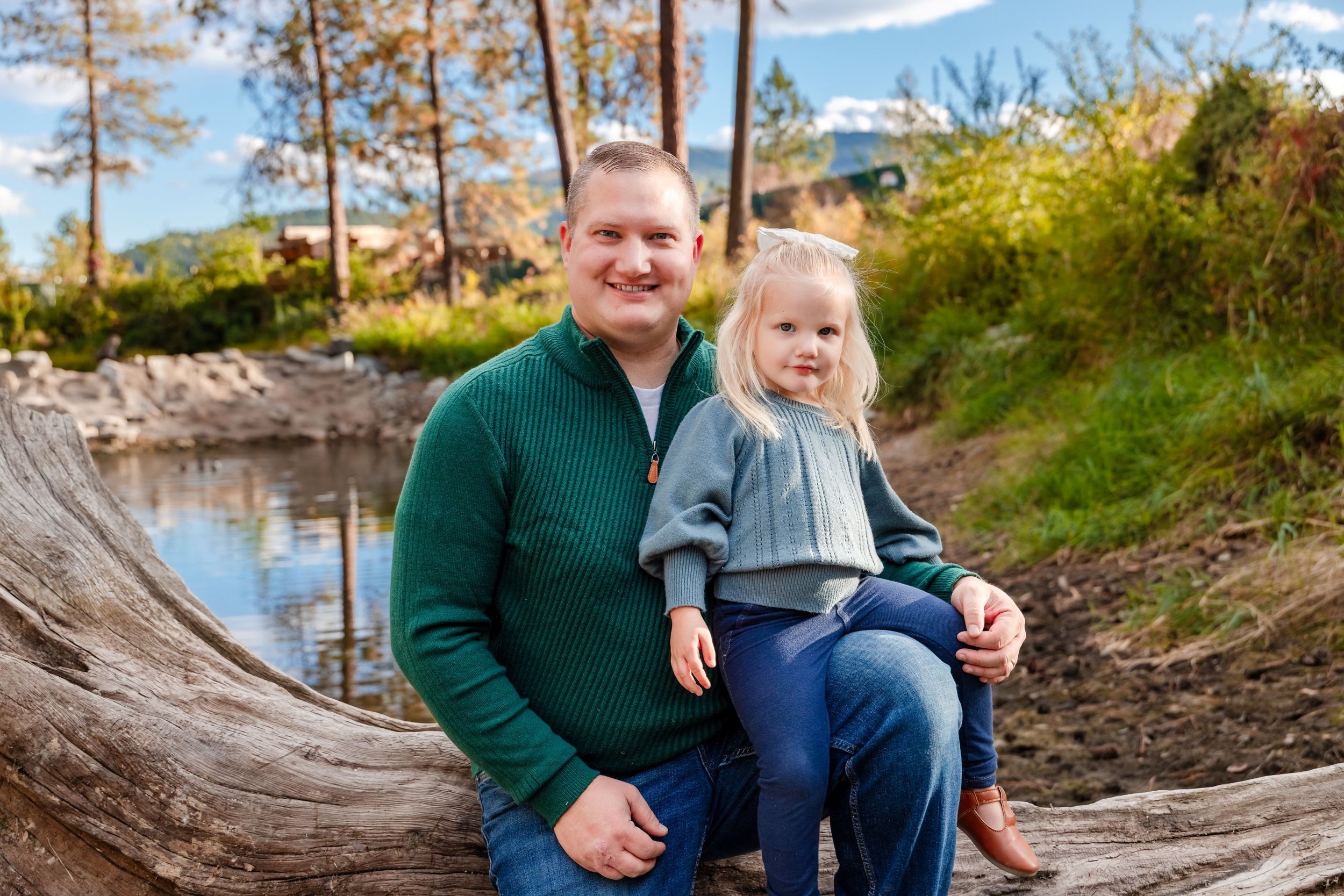 dad and daughter falls park coeur d'alene photographer