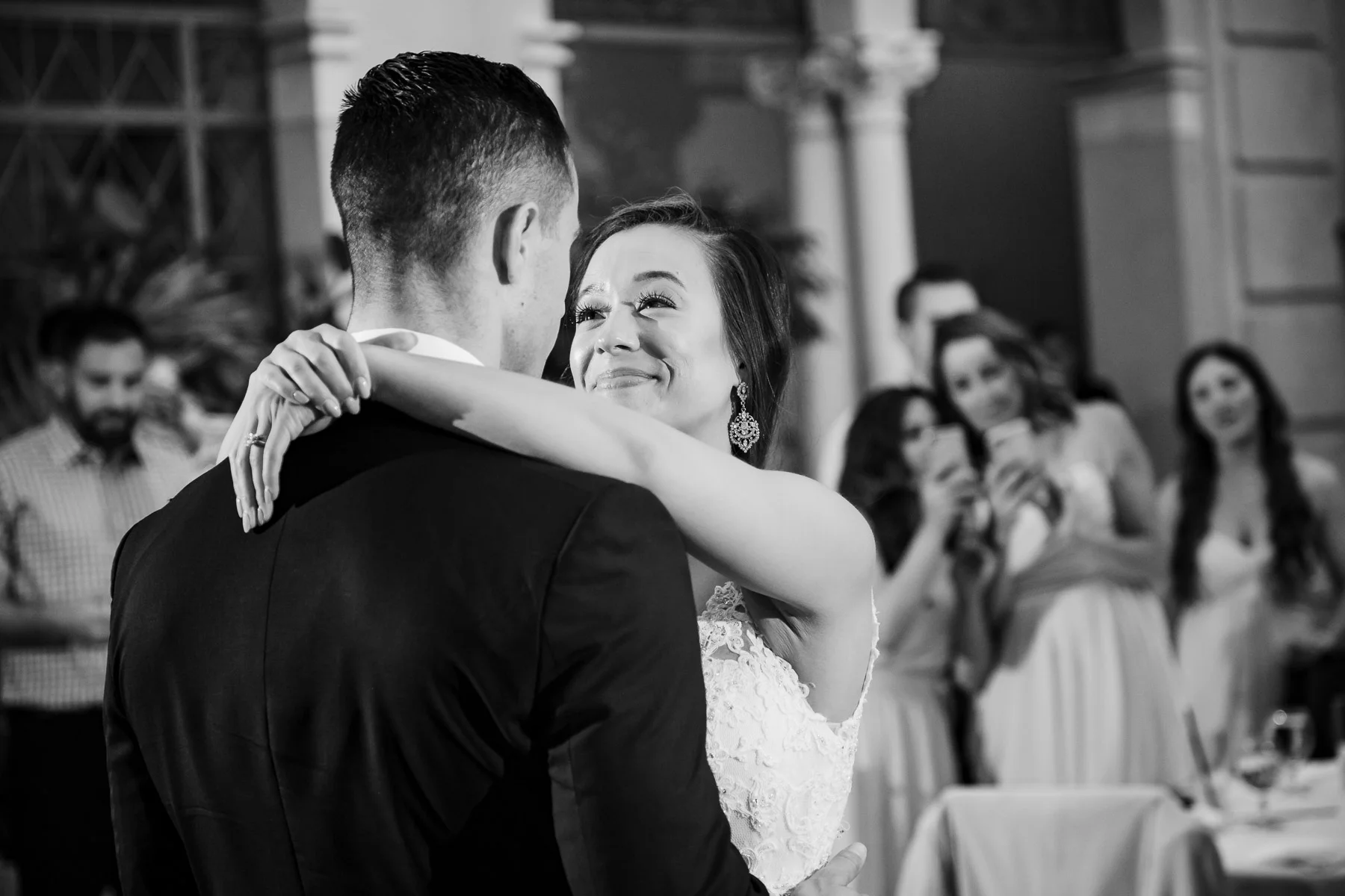 first wedding dance bride groom black white oahu hawaii