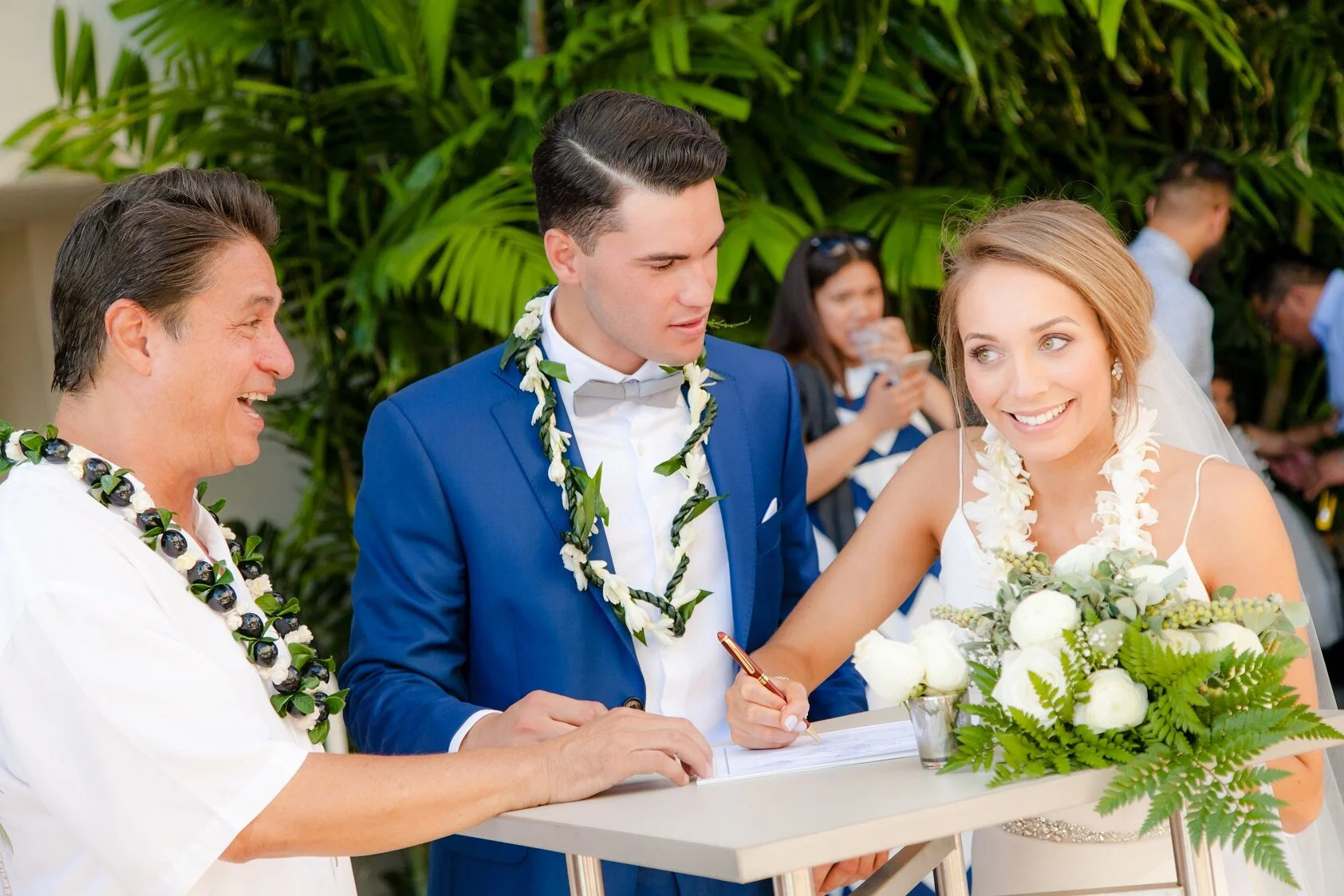 The Modern Hotel, Waikiki, post ceremony signing